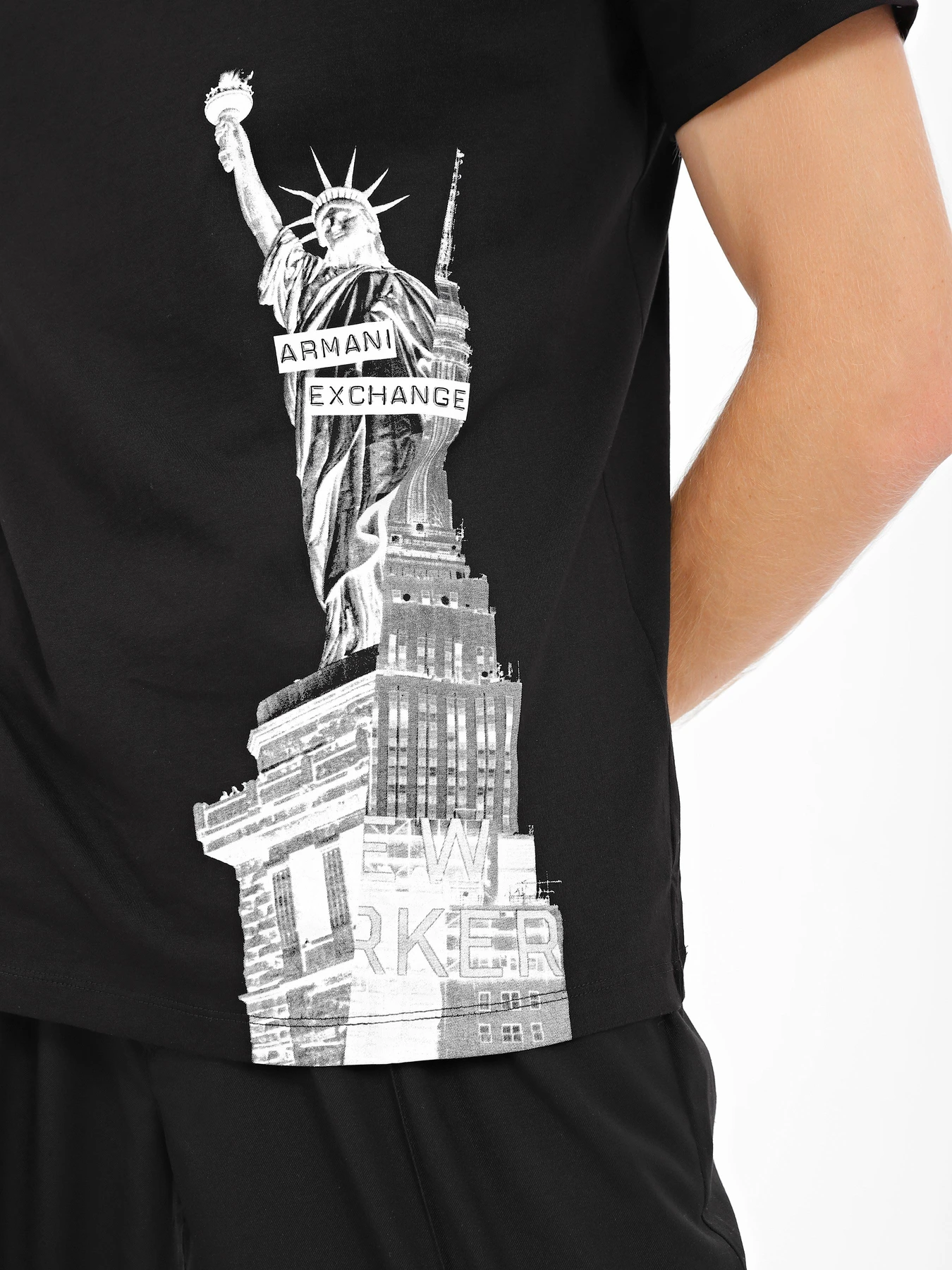 Футболки и поло Armani Exchange модель 6LZTJH-ZJH4Z-1200 Футболки и поло Armani Exchange модель 6LZTJH-ZJH4Z-1200 Фото