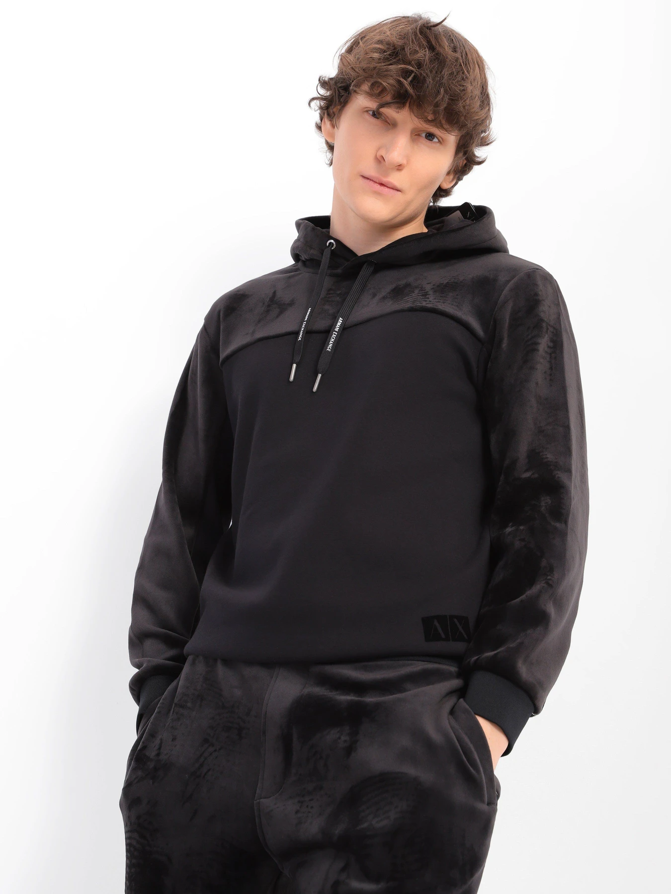 Худи и свитшоты Armani Exchange модель 6LZMKA-ZJ6LZ-1200 Худи и свитшоты Armani Exchange модель 6LZMKA-ZJ6LZ-1200 Фото