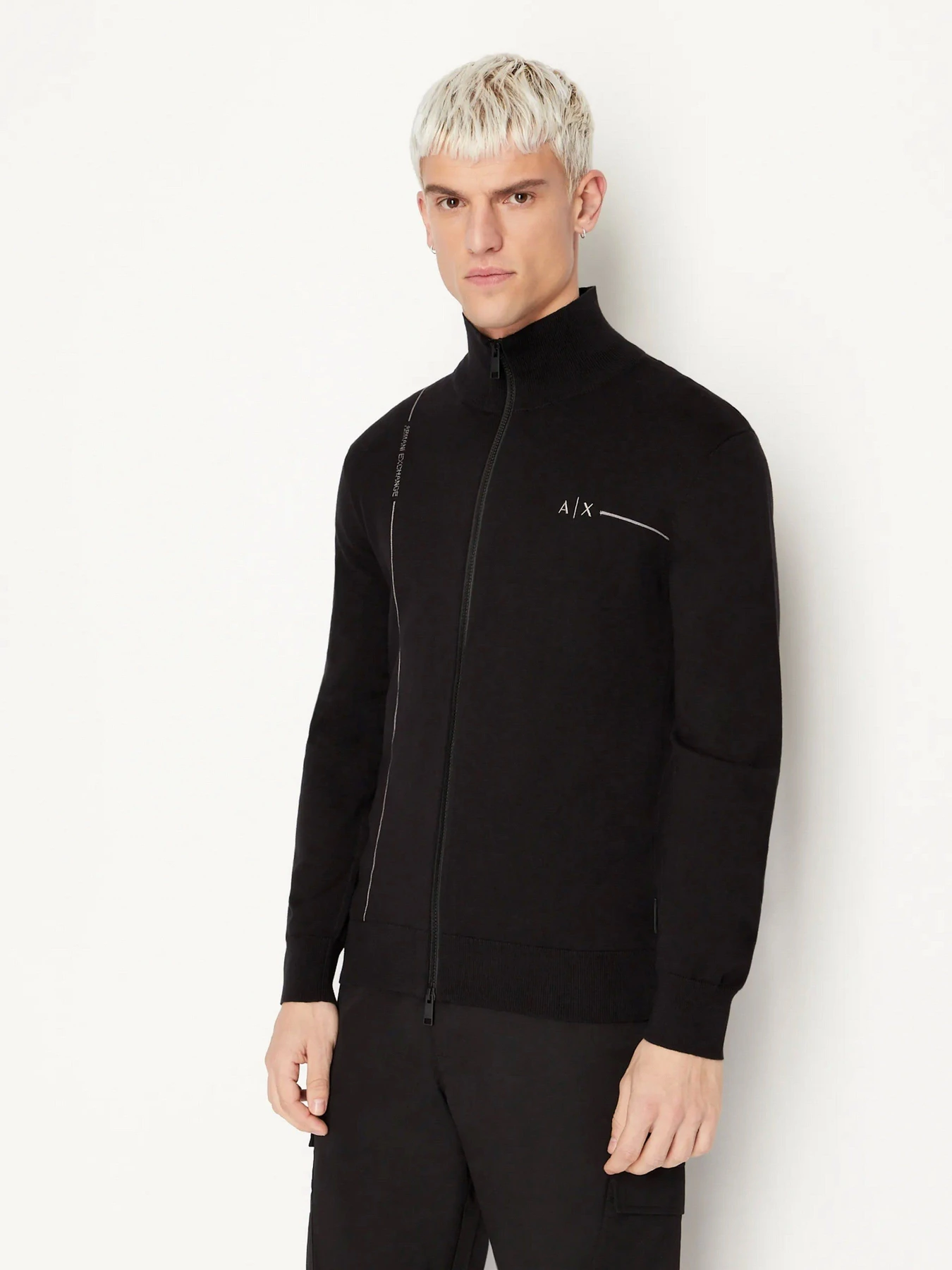 Свитры и кардиганы Armani Exchange модель 3RZE1A-ZMQ7Z-1200 Свитры и кардиганы Armani Exchange модель 3RZE1A-ZMQ7Z-1200 Фото