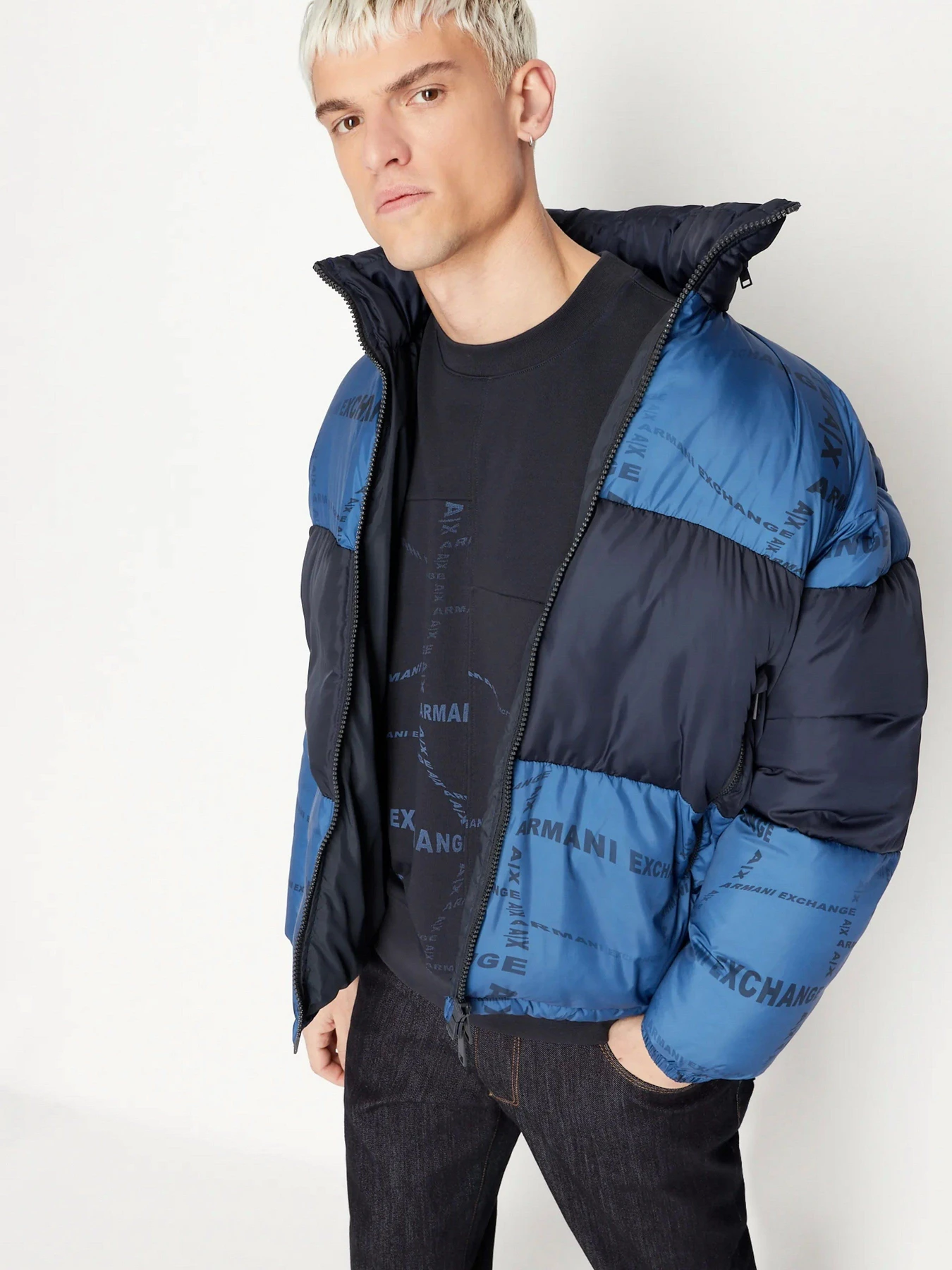 Худи и свитшоты Armani Exchange модель 3RZMFA-ZJXAZ-85CD Фото