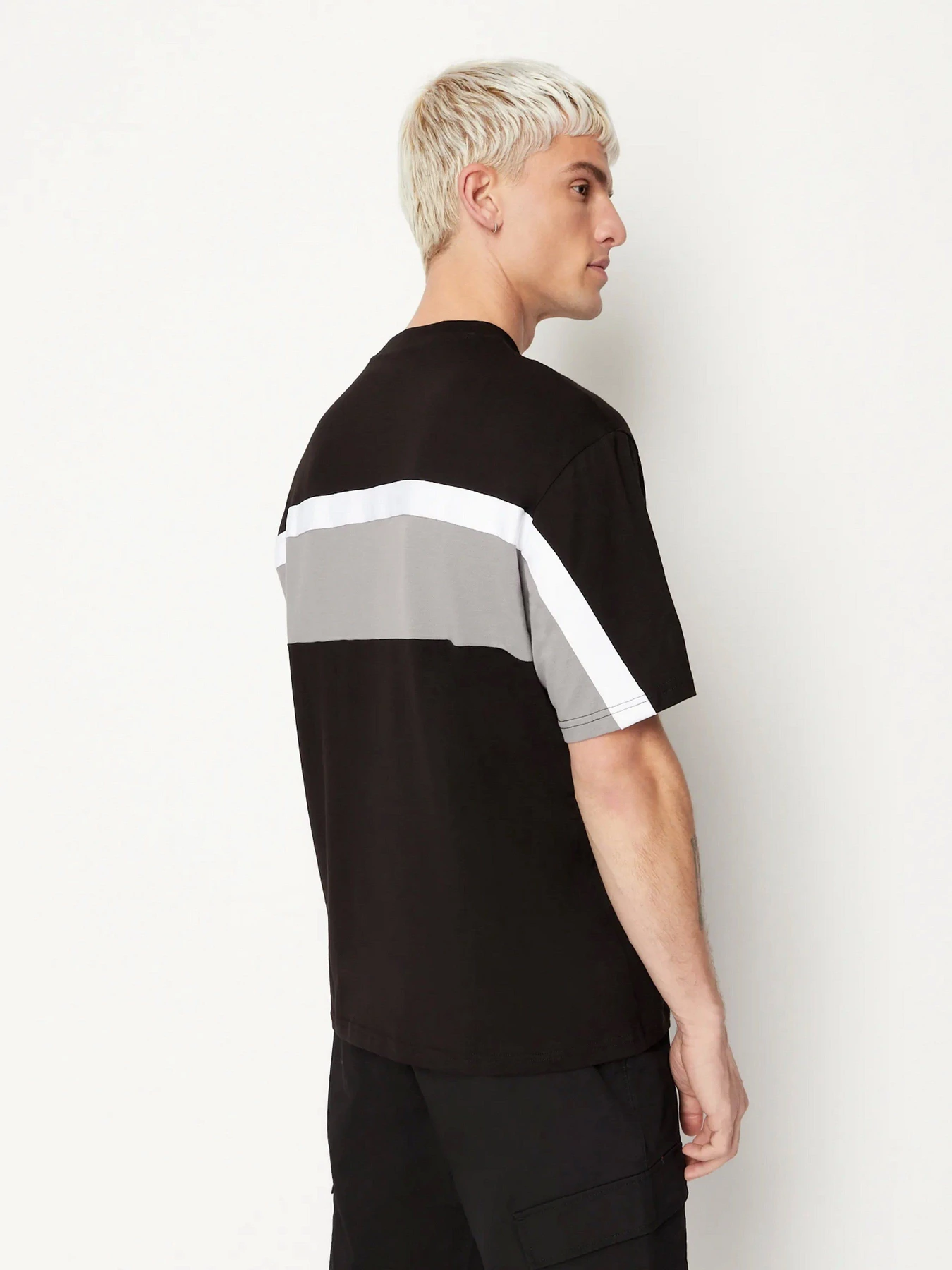 Футболки и поло Armani Exchange модель 3RZMFD-ZJGEZ-52AF Футболки и поло Armani Exchange модель 3RZMFD-ZJGEZ-52AF Фото