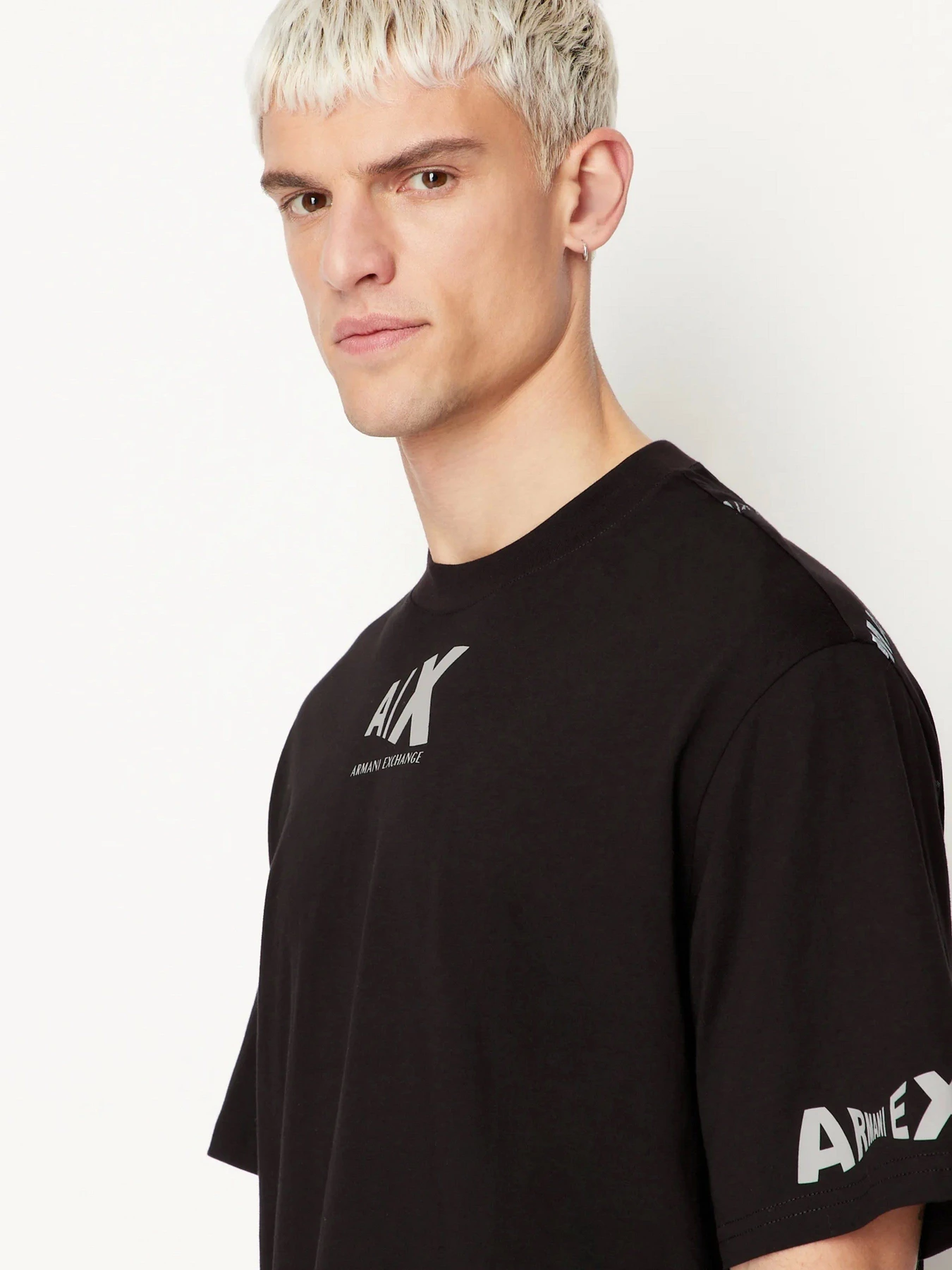 Футболки и поло Armani Exchange модель 3RZMFE-ZJ8EZ-52AG Футболки и поло Armani Exchange модель 3RZMFE-ZJ8EZ-52AG Фото
