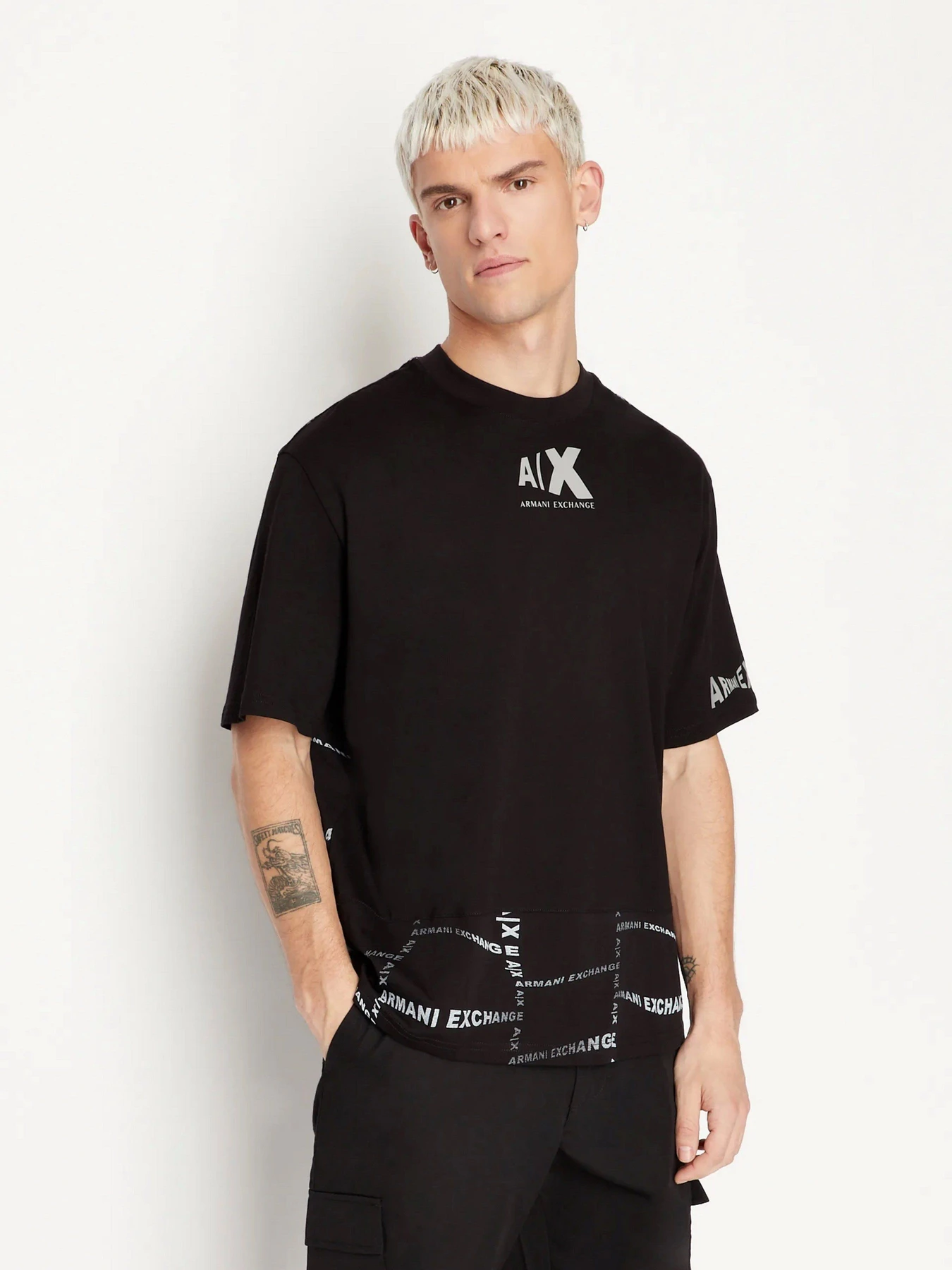 Футболки и поло Armani Exchange модель 3RZMFE-ZJ8EZ-52AG Футболки и поло Armani Exchange модель 3RZMFE-ZJ8EZ-52AG Фото