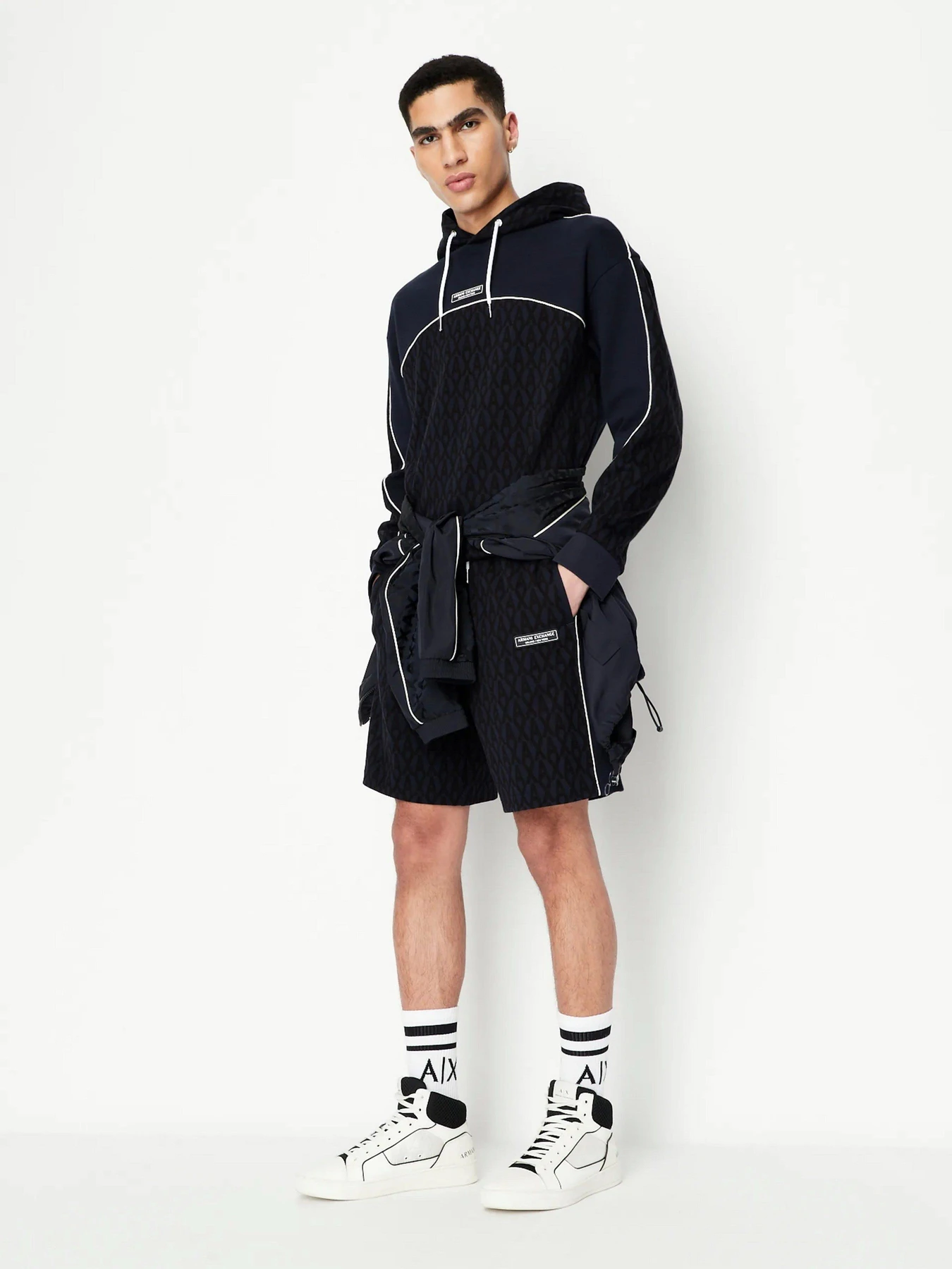 Шорти Armani Exchange модель 3RZSLA-ZJGFZ-85CN Шорти Armani Exchange модель 3RZSLA-ZJGFZ-85CN Фото