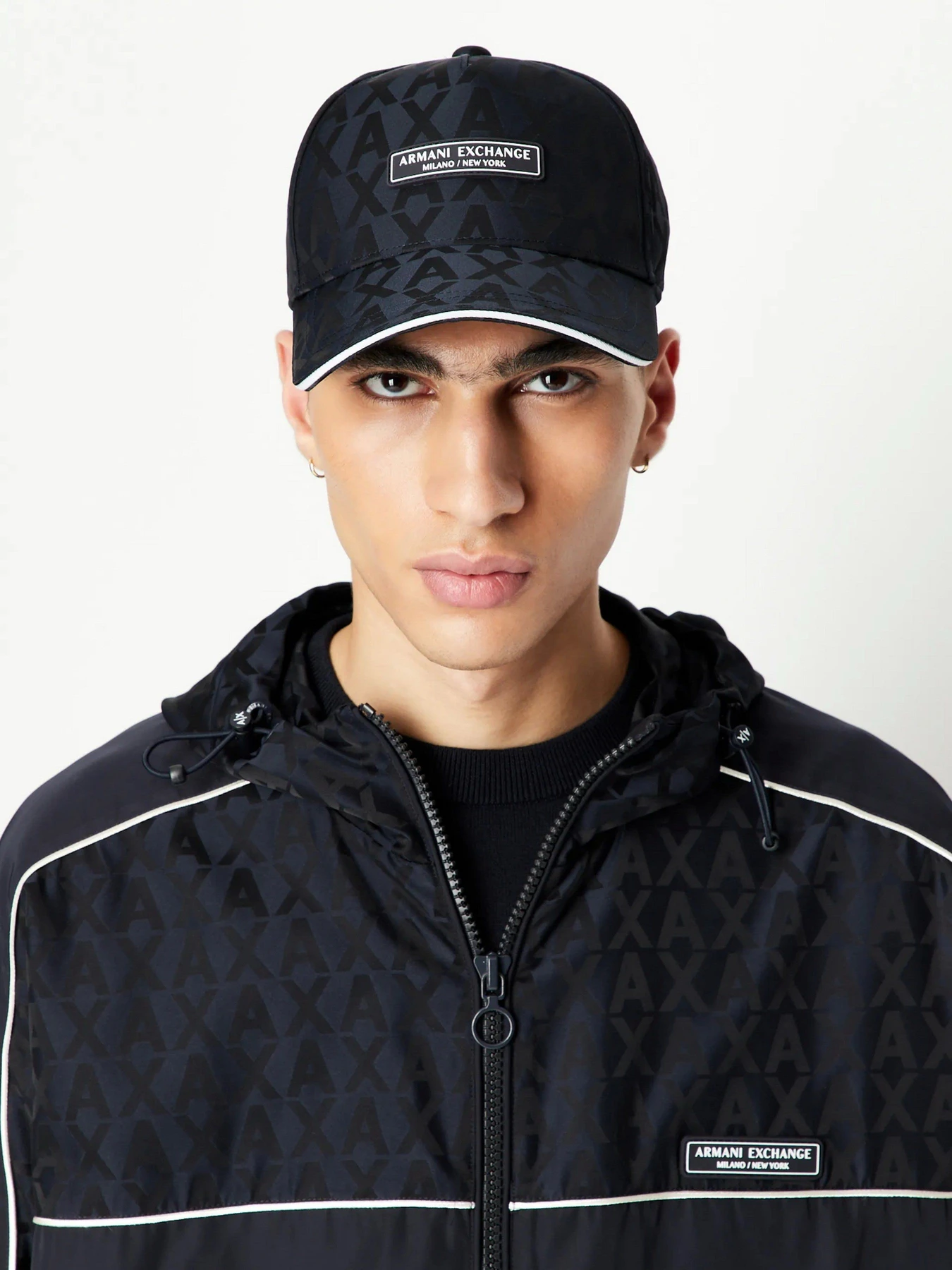 Куртки та дублянки Armani Exchange модель 3RZBL1-ZN1SZ-85CN Куртки та дублянки Armani Exchange модель 3RZBL1-ZN1SZ-85CN Фото