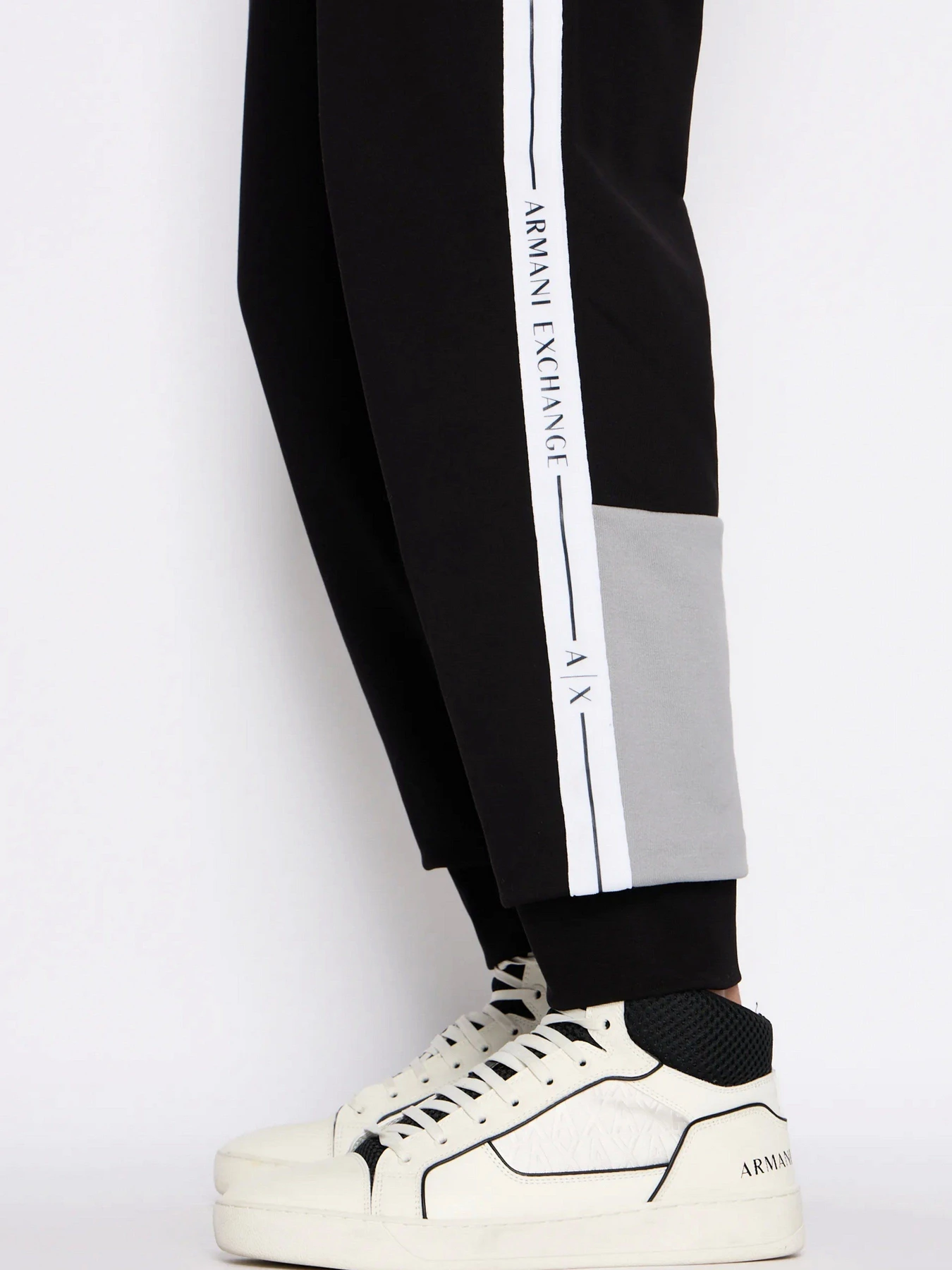 Штани Armani Exchange модель 3RZPFB-ZJDEZ-52AF Фото