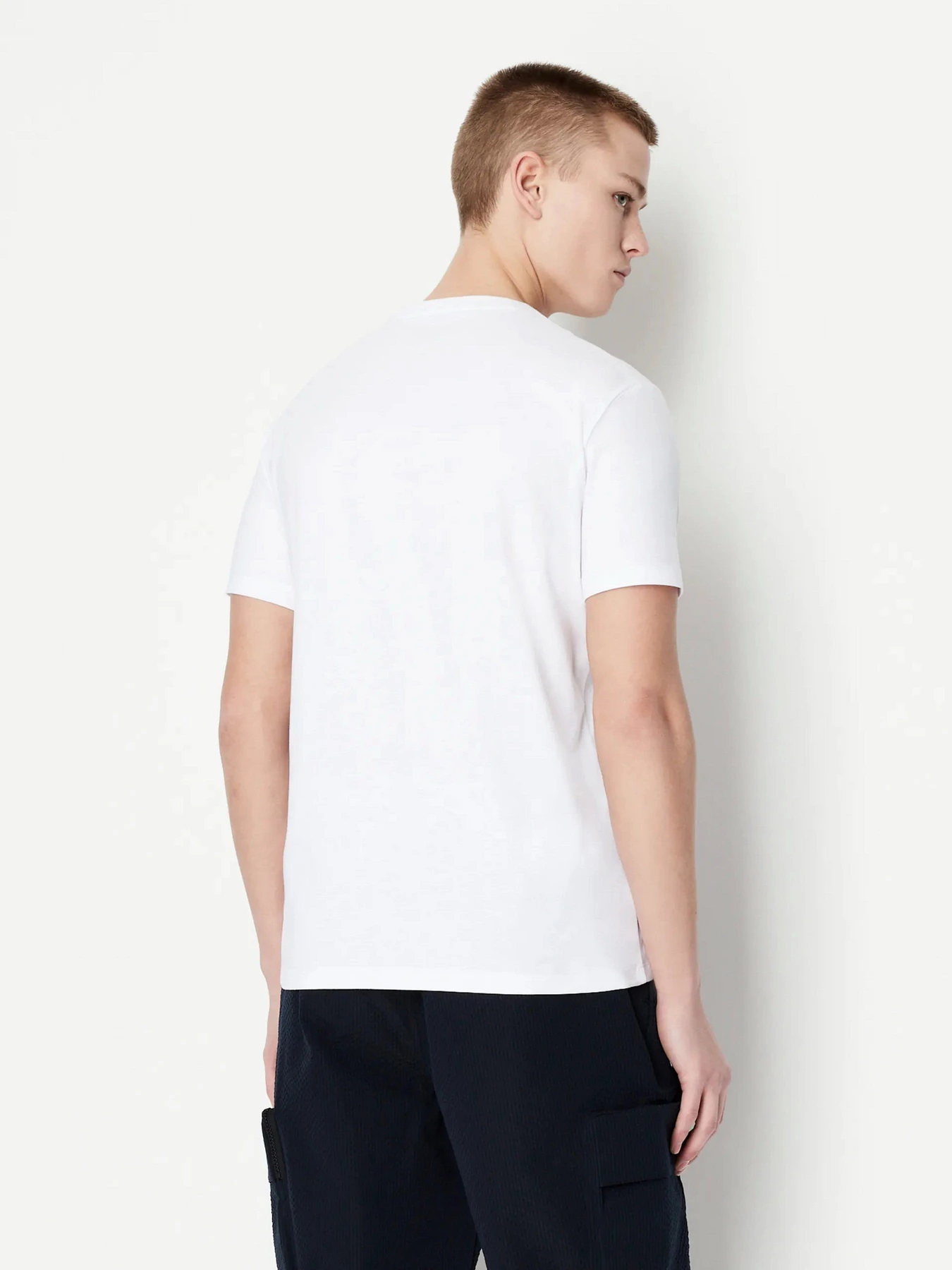 Футболки і поло Armani Exchange модель 3RZTJB-ZJBYZ-1100 Футболки і поло Armani Exchange модель 3RZTJB-ZJBYZ-1100 Фото