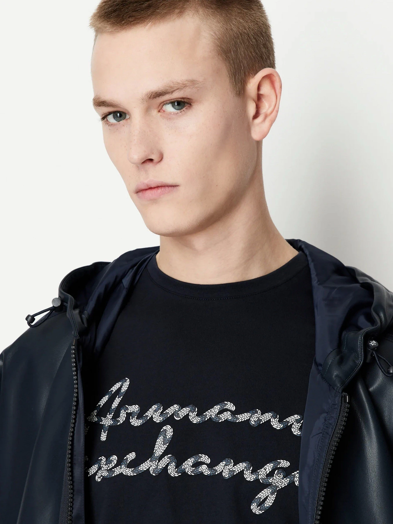 Футболки и поло Armani Exchange модель 3RZTJB-ZJBYZ-1510 Фото