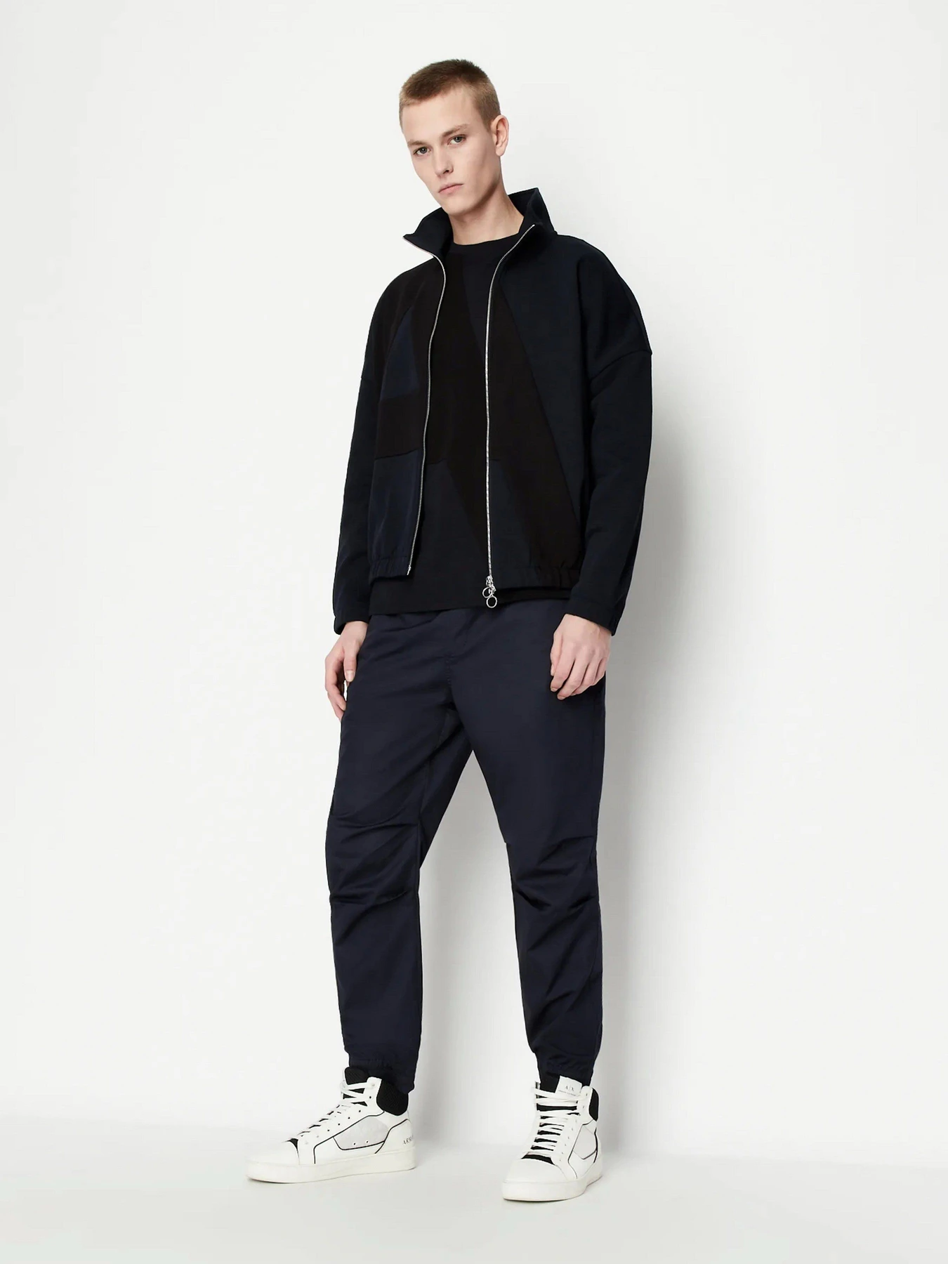 Футболки и поло Armani Exchange модель 3RZTLD-ZJH4Z-85CQ Футболки и поло Armani Exchange модель 3RZTLD-ZJH4Z-85CQ Фото