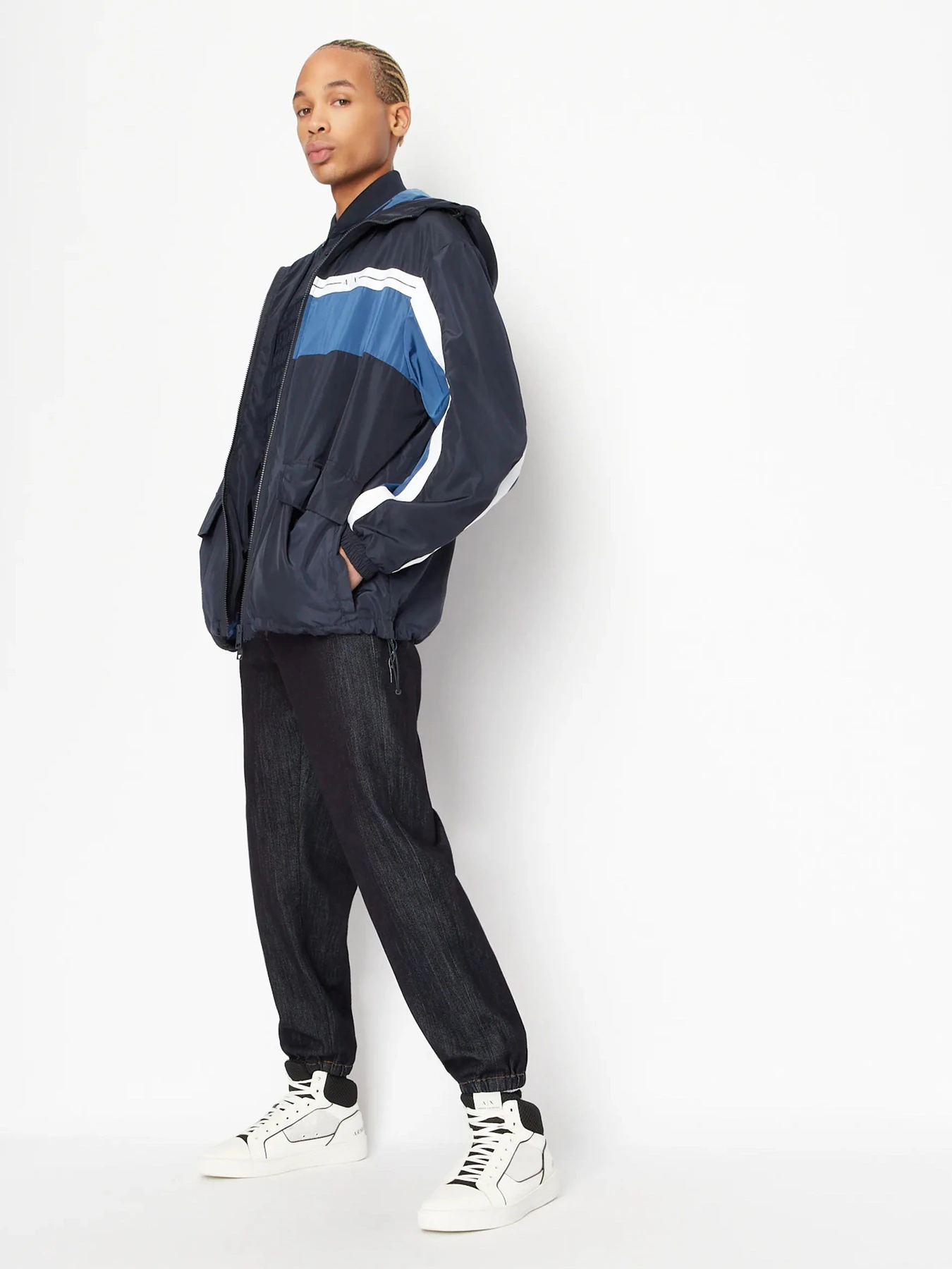 Футболки и поло Armani Exchange модель 3RZFFE-ZJ2ZZ-1510 Футболки и поло Armani Exchange модель 3RZFFE-ZJ2ZZ-1510 Фото