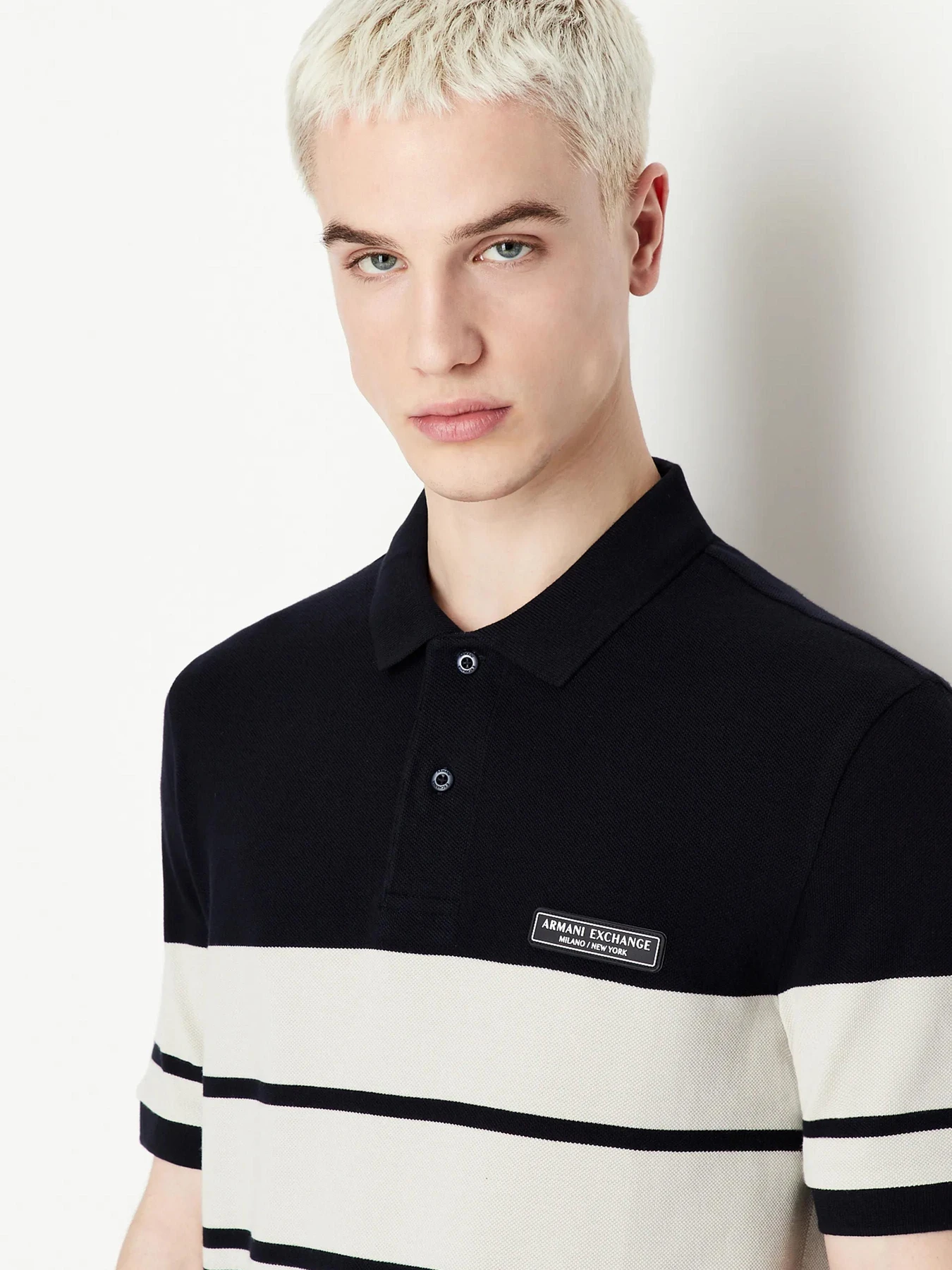 Футболки і поло Armani Exchange модель 3RZFGG-ZJM5Z-85CR Футболки і поло Armani Exchange модель 3RZFGG-ZJM5Z-85CR Фото