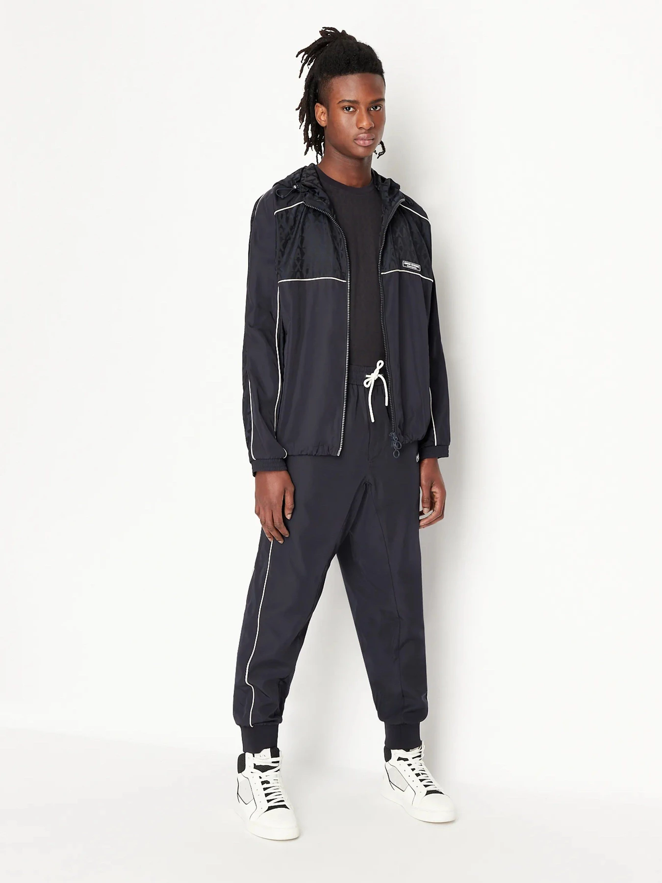 Футболки и поло Armani Exchange модель 3RZTLZ-ZJH4Z-85CN Фото