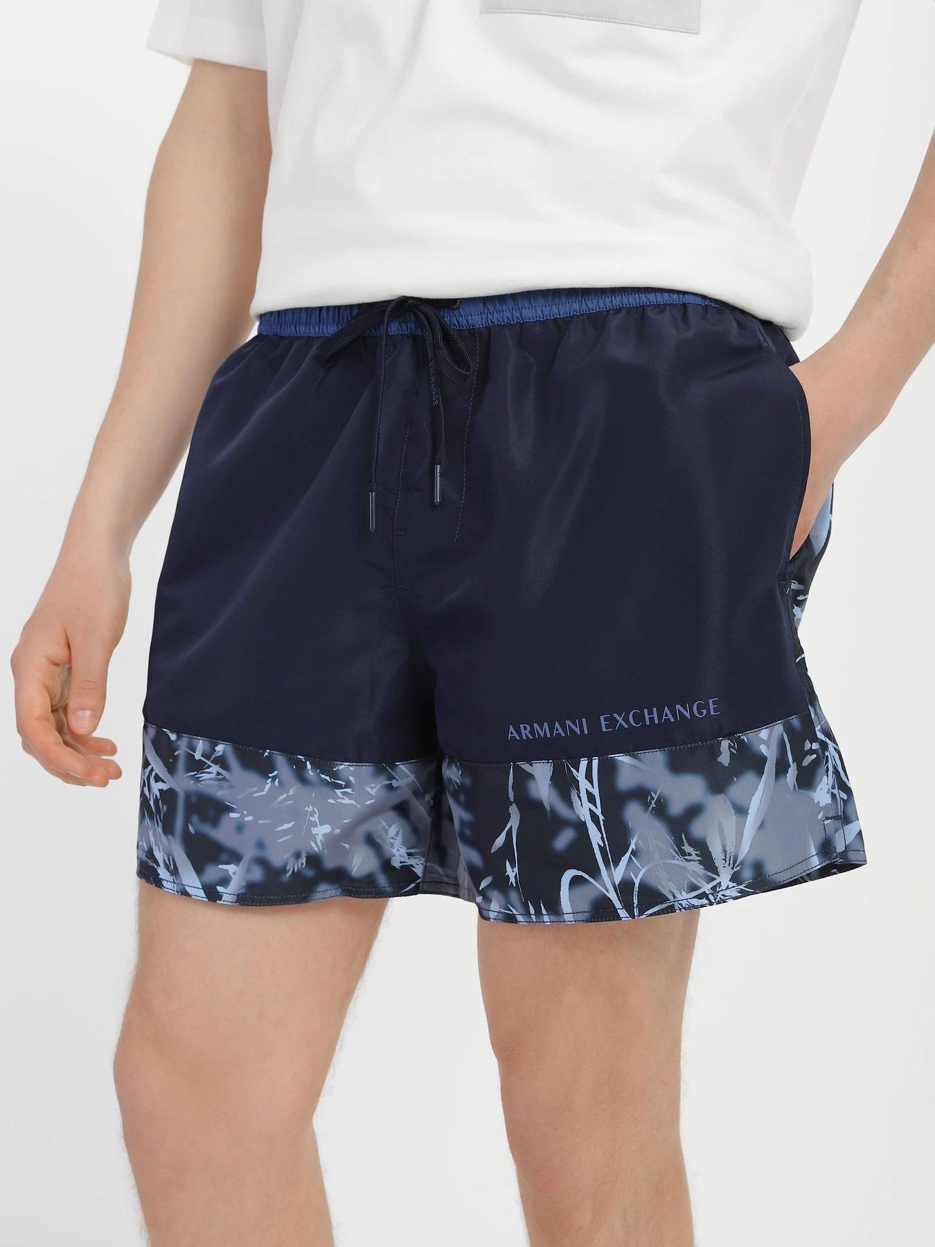 Одежда для пляжа Armani Exchange модель 953056-3R625-00035 Одежда для пляжа Armani Exchange модель 953056-3R625-00035 Фото
