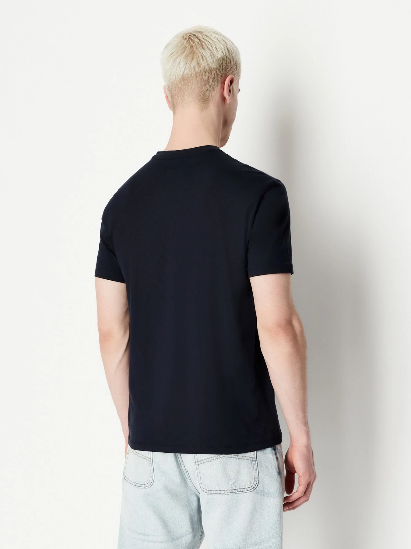 Футболки і поло Armani Exchange модель 3RZTBK-ZJ8EZ-1510 Футболки і поло Armani Exchange модель 3RZTBK-ZJ8EZ-1510 Фото