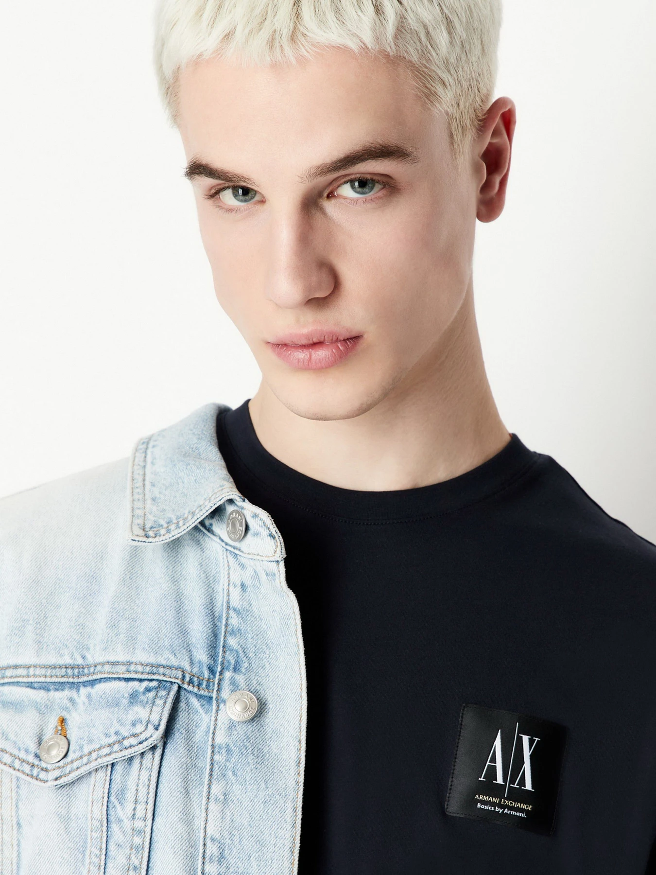 Футболки і поло Armani Exchange модель 3RZTBK-ZJ8EZ-1510 Футболки і поло Armani Exchange модель 3RZTBK-ZJ8EZ-1510 Фото