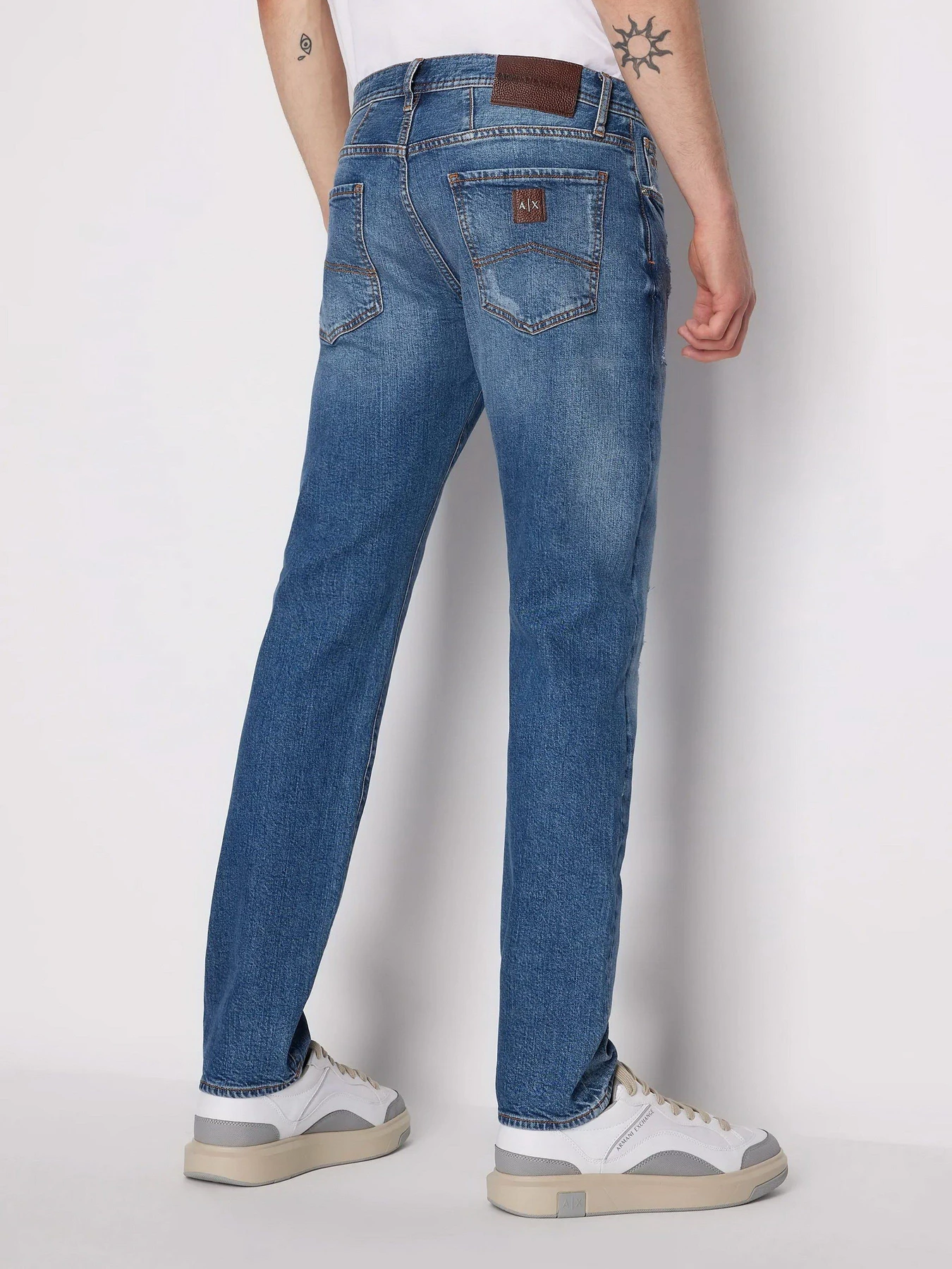 Джинси Armani Exchange J13 модель 6RZJ13-Z1YMZ-1500 Джинси Armani Exchange J13 модель 6RZJ13-Z1YMZ-1500 Фото