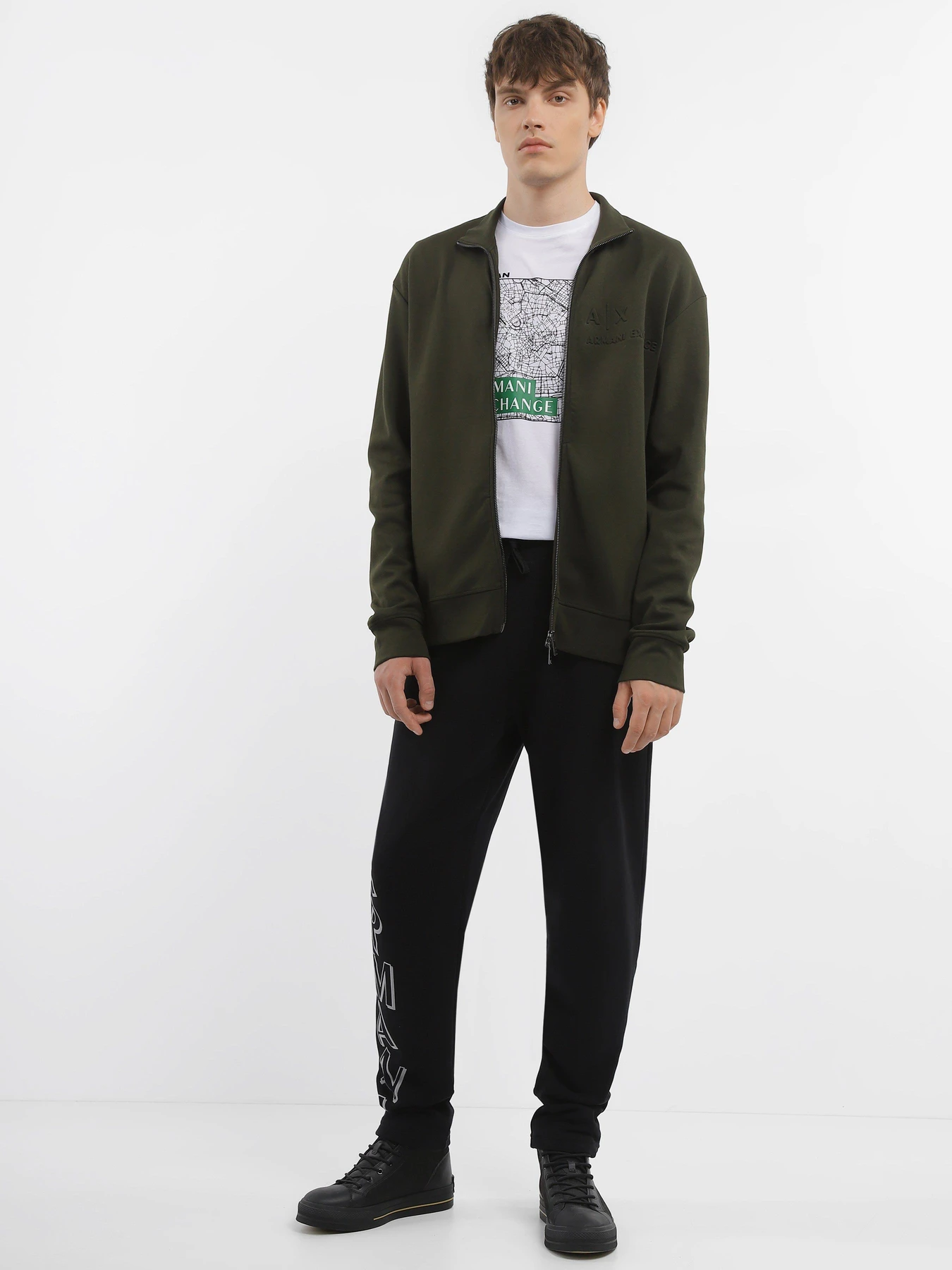 Худи и свитшоты Armani Exchange модель 6RZMAA-ZJMAZ-1851 Худи и свитшоты Armani Exchange модель 6RZMAA-ZJMAZ-1851 Фото