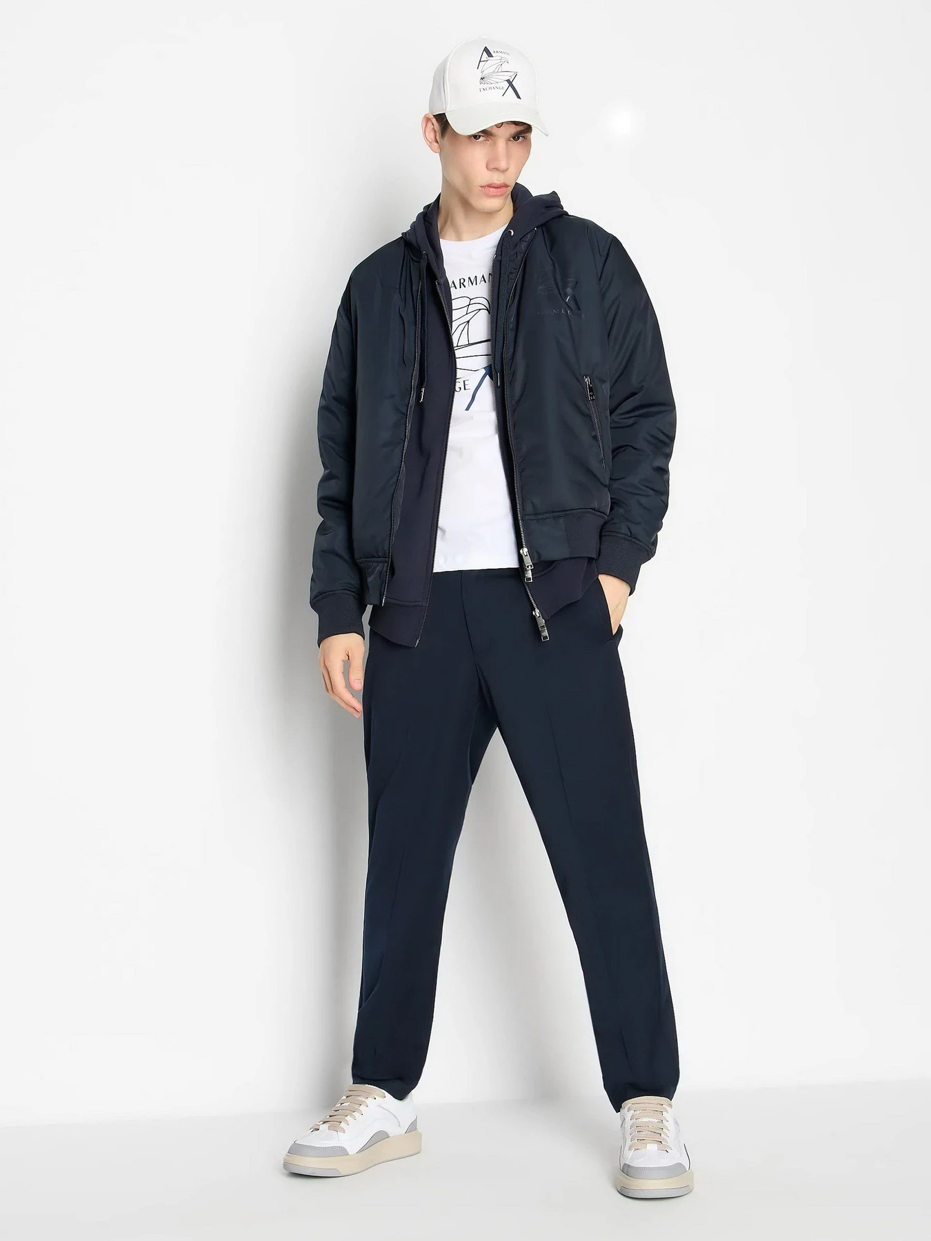 Футболки и поло Armani Exchange модель 6RZTAL-ZJ9TZ-1100 Фото