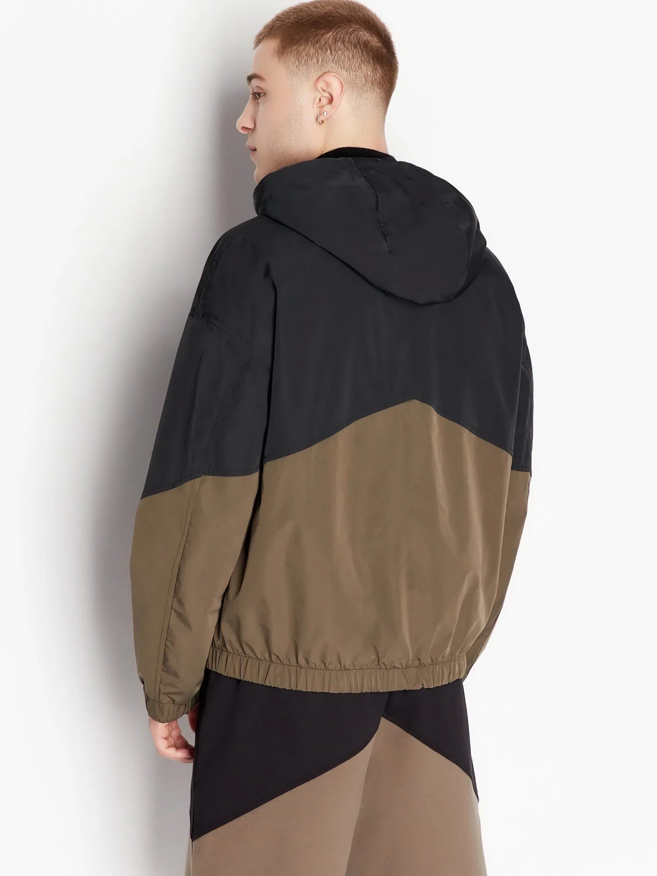 Куртки та дублянки Armani Exchange модель 6RZBL1-ZN2PZ-22CF Куртки та дублянки Armani Exchange модель 6RZBL1-ZN2PZ-22CF Фото