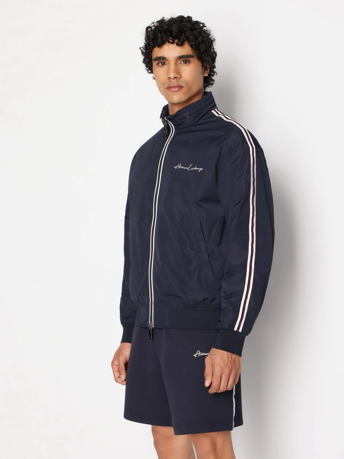 Куртки та дублянки Armani Exchange модель 6RZBL6-ZN2UZ-1583 Куртки та дублянки Armani Exchange модель 6RZBL6-ZN2UZ-1583 Фото