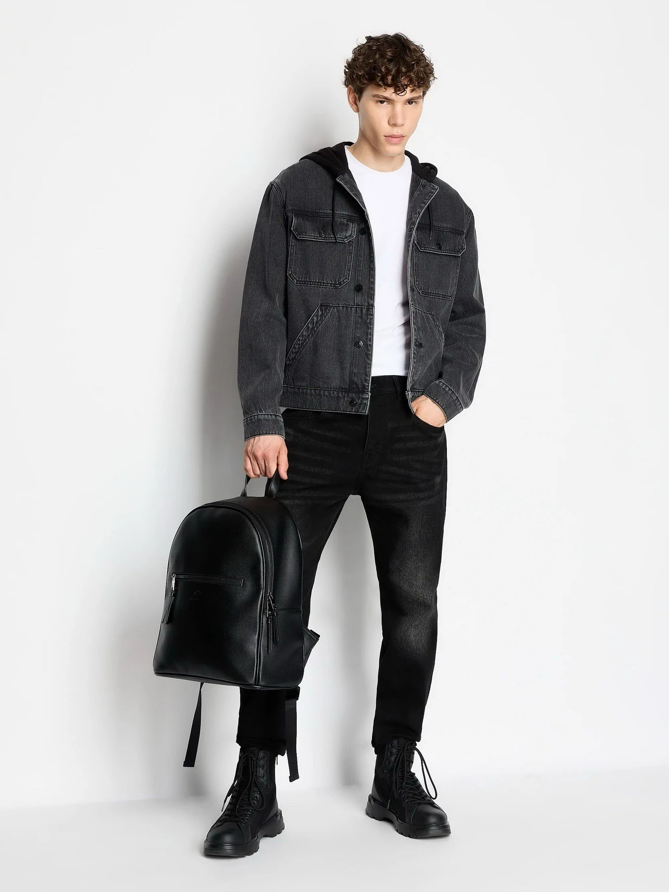 Джинси Armani Exchange J24 модель 6RZJ24-Z1VQZ-0204 Джинси Armani Exchange J24 модель 6RZJ24-Z1VQZ-0204 Фото