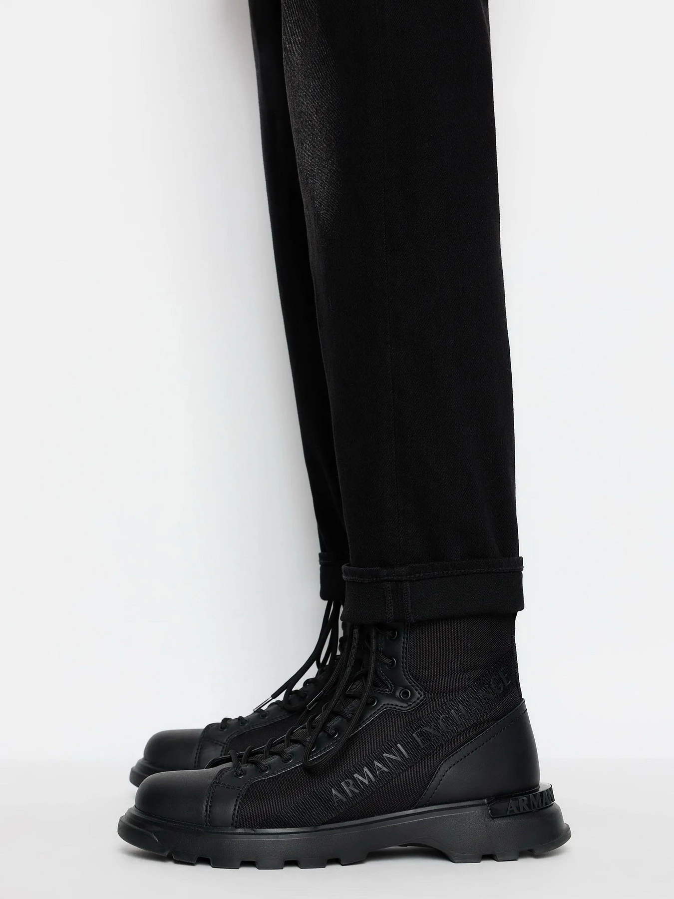 Джинси Armani Exchange J24 модель 6RZJ24-Z1VQZ-0204 Джинси Armani Exchange J24 модель 6RZJ24-Z1VQZ-0204 Фото