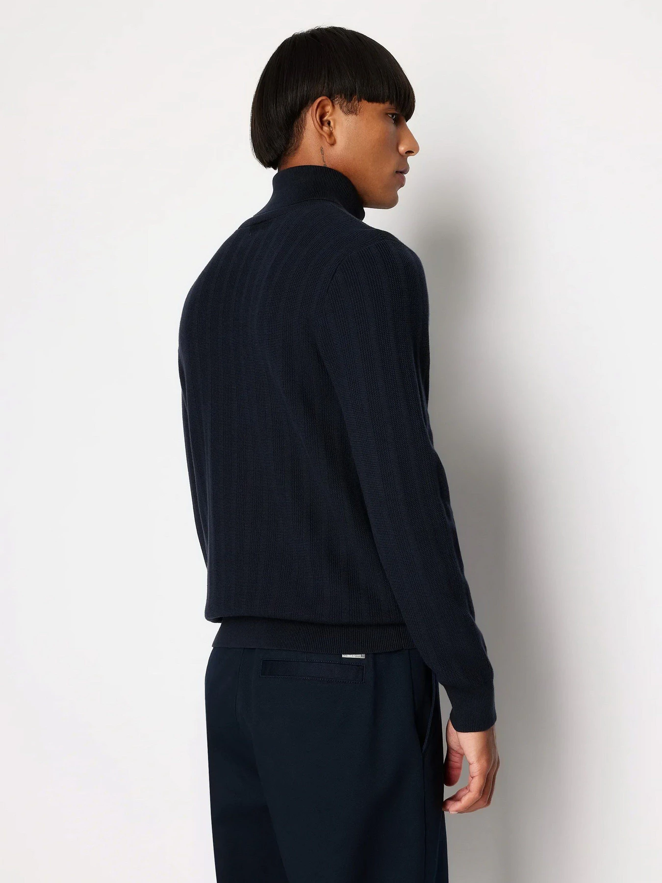 Светри та кардигани Armani Exchange модель 6RZM1J-ZMX8Z-1510 Светри та кардигани Armani Exchange модель 6RZM1J-ZMX8Z-1510 Фото