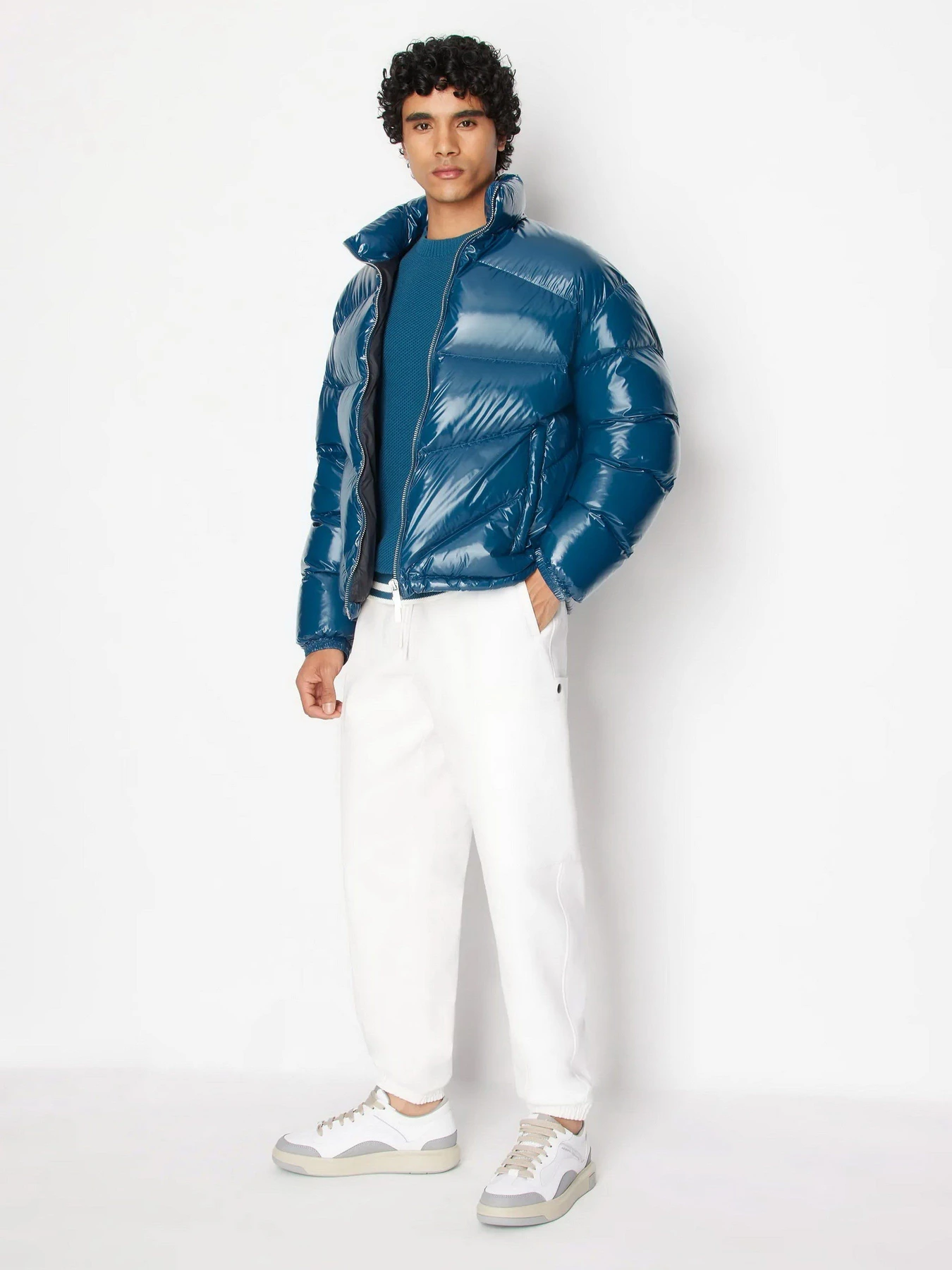 Свитры и кардиганы Armani Exchange модель 6RZM6A-ZMX8Z-15CR Свитры и кардиганы Armani Exchange модель 6RZM6A-ZMX8Z-15CR Фото