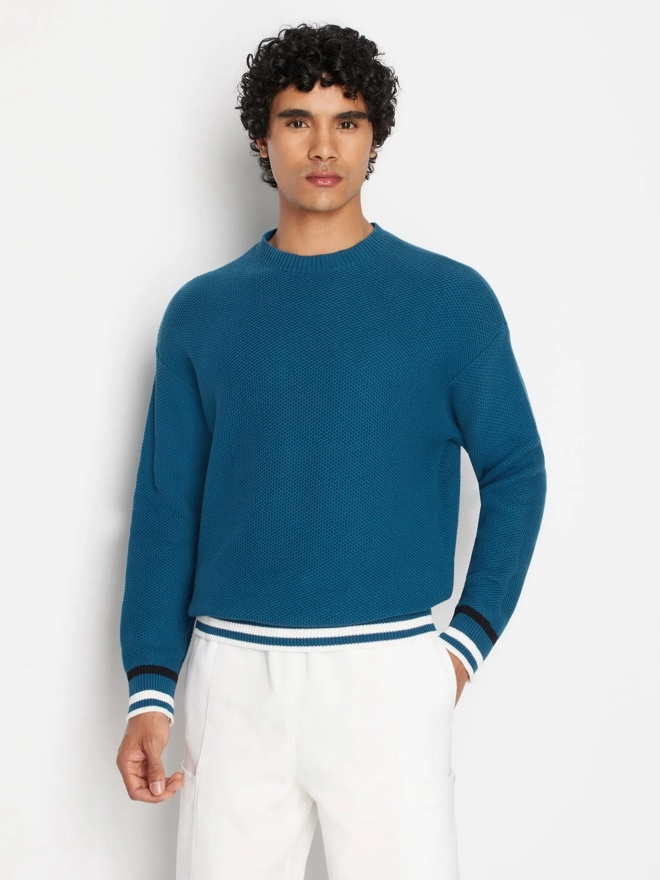 Свитры и кардиганы Armani Exchange модель 6RZM6A-ZMX8Z-15CR Свитры и кардиганы Armani Exchange модель 6RZM6A-ZMX8Z-15CR Фото