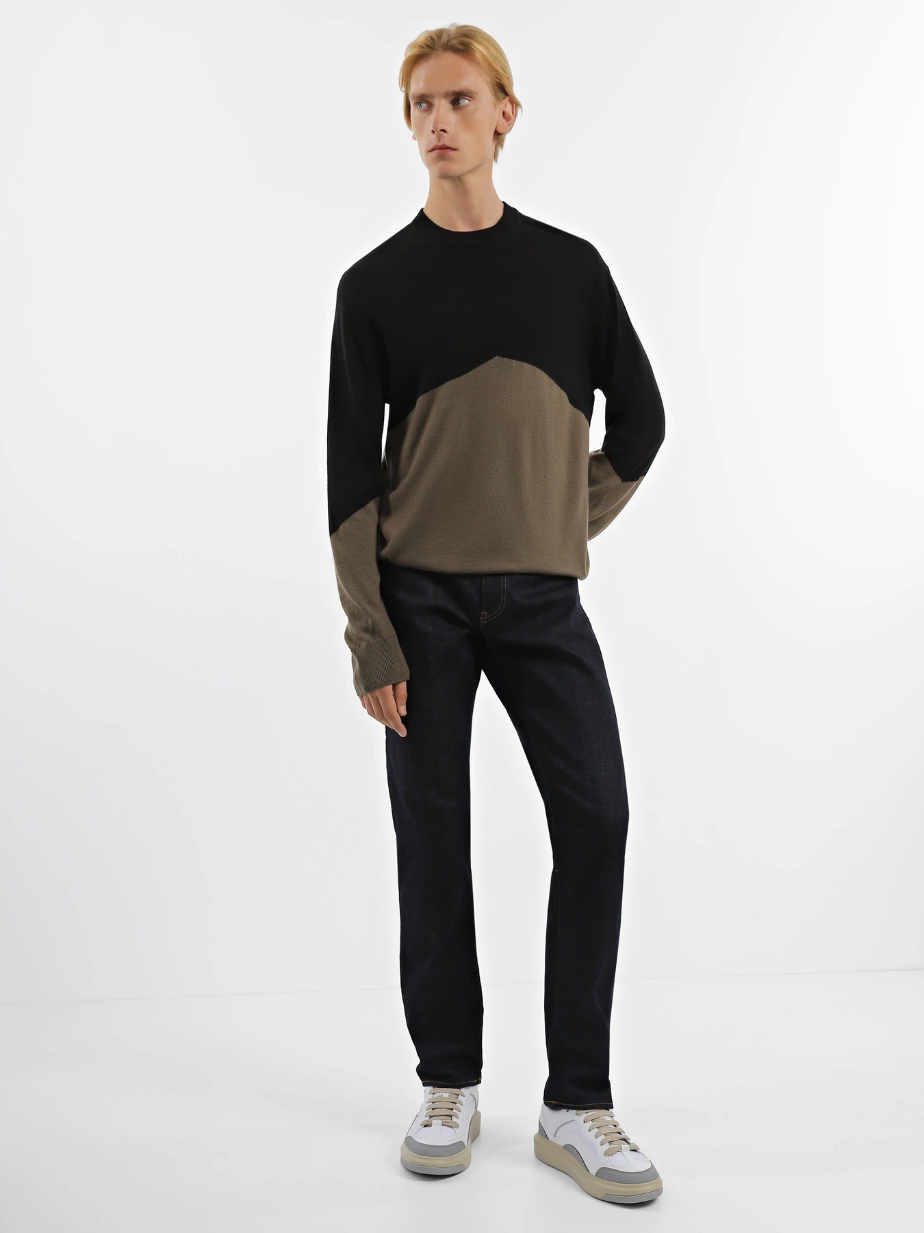 Свитры и кардиганы Armani Exchange модель 6RZM6B-ZMM9Z-22CF Свитры и кардиганы Armani Exchange модель 6RZM6B-ZMM9Z-22CF Фото