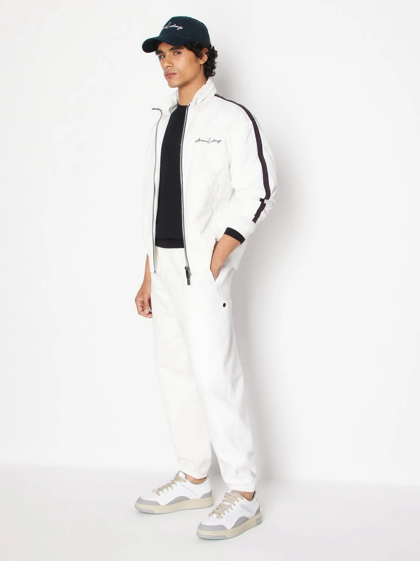 Светри та кардигани Armani Exchange модель 6RZM6F-ZMM9Z-1583 Фото