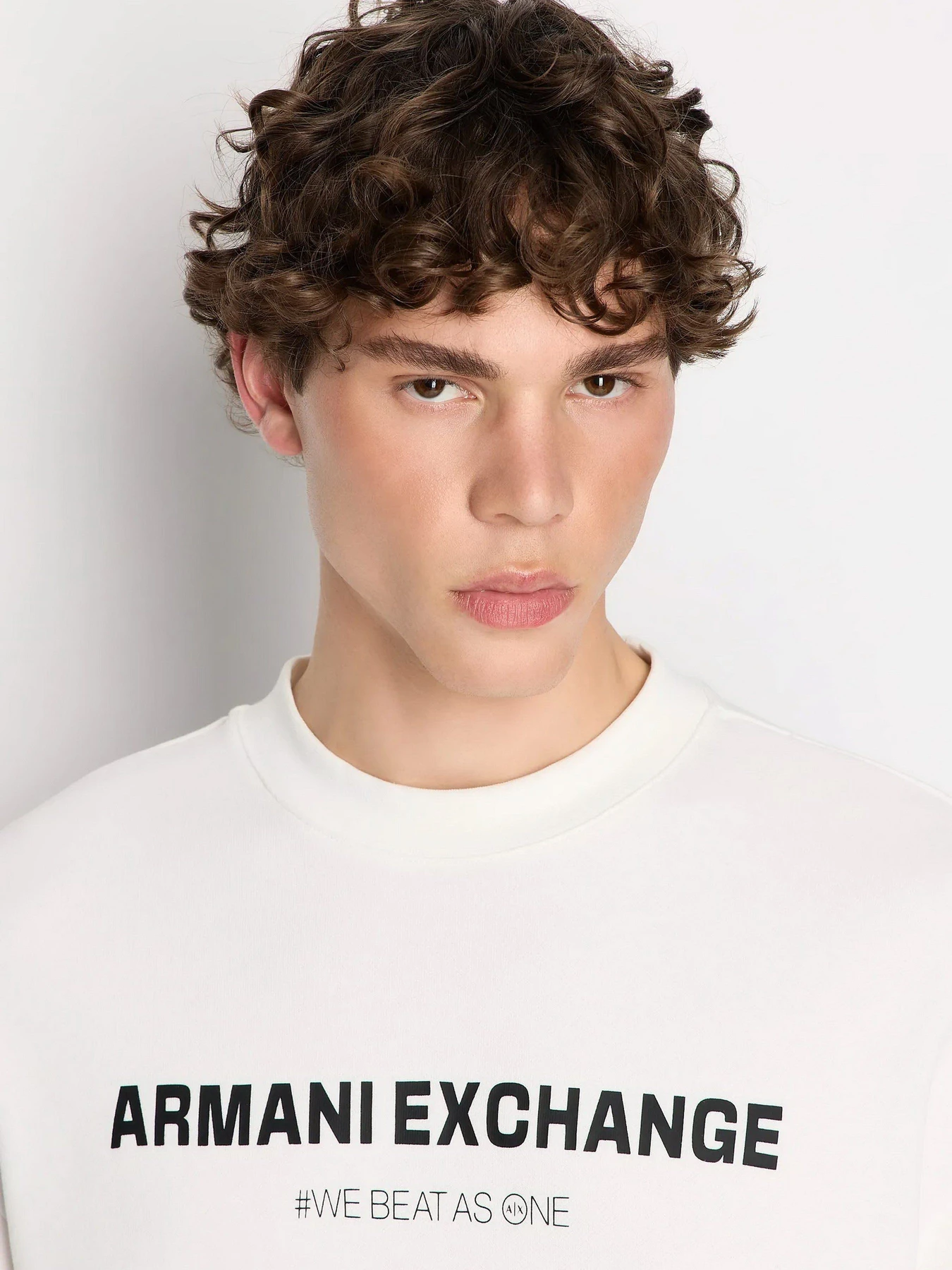 Худі та світшоти Armani Exchange модель 6RZMHG-ZJDGZ-1116 Худі та світшоти Armani Exchange модель 6RZMHG-ZJDGZ-1116 Фото