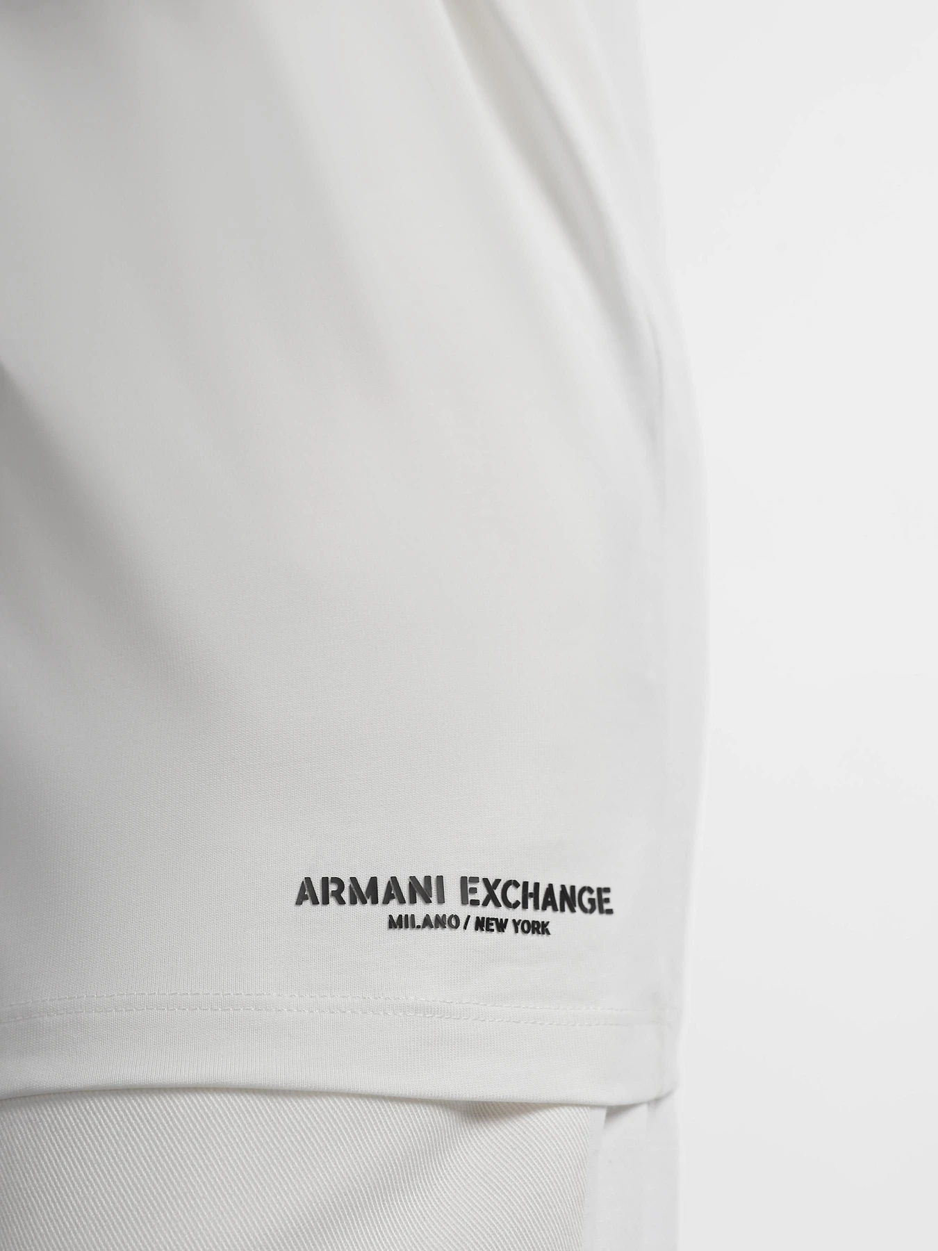 Футболки и поло Armani Exchange модель 6RZMLC-ZJ9JZ-21CN Футболки и поло Armani Exchange модель 6RZMLC-ZJ9JZ-21CN Фото