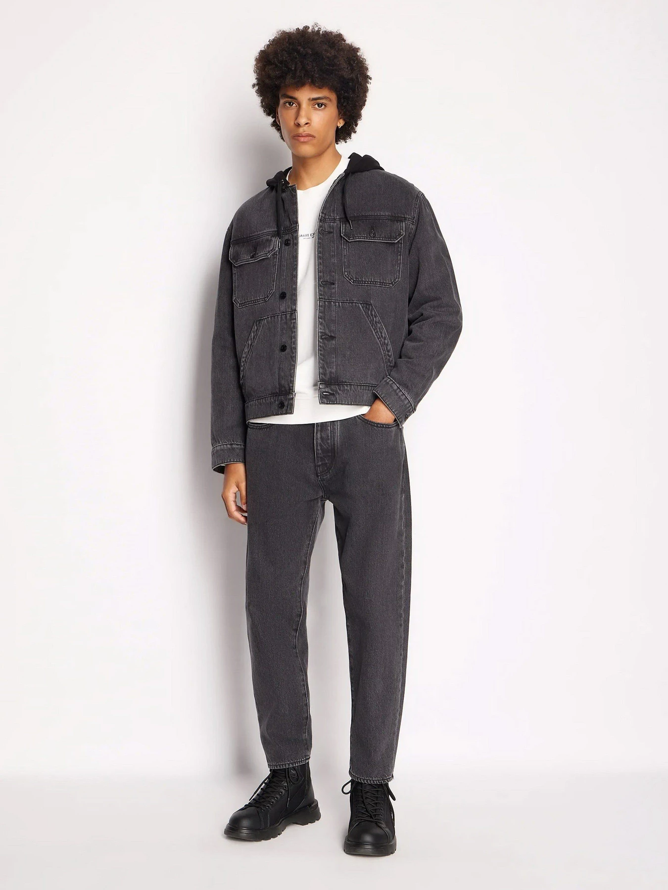 Худи и свитшоты Armani Exchange модель 6RZMLG-ZJ4XZ-91AE Худи и свитшоты Armani Exchange модель 6RZMLG-ZJ4XZ-91AE Фото