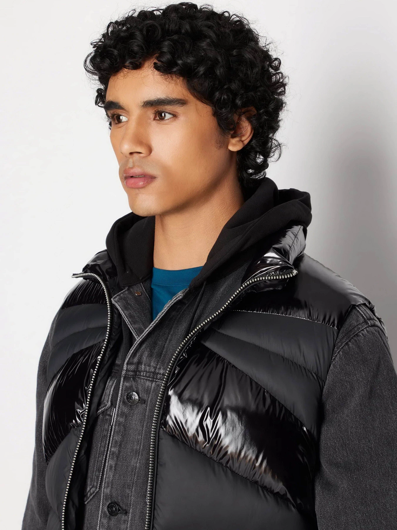 Куртки и дубленки Armani Exchange модель 6RZQL4-ZN2RZ-1200 Куртки и дубленки Armani Exchange модель 6RZQL4-ZN2RZ-1200 Фото