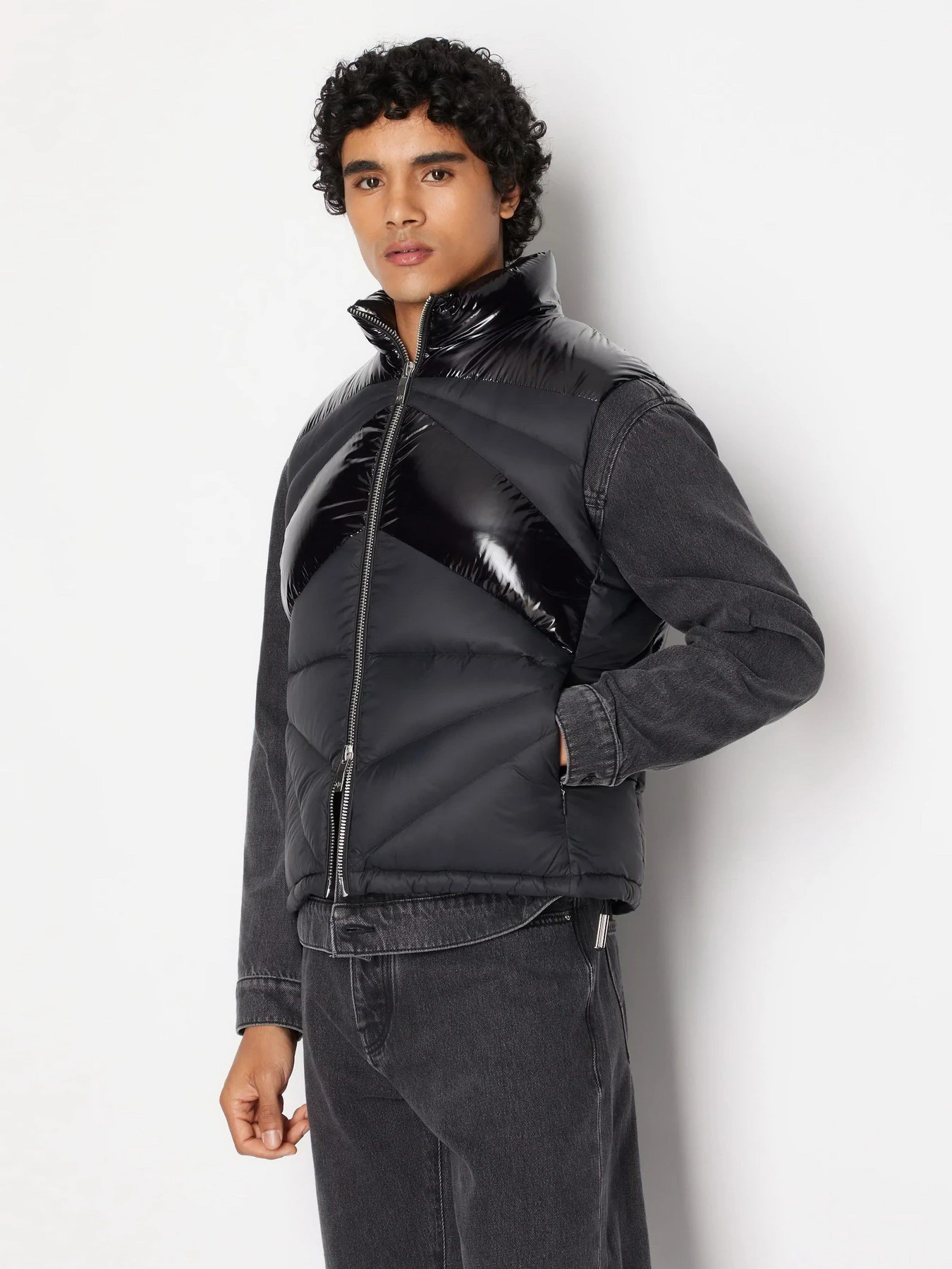 Куртки и дубленки Armani Exchange модель 6RZQL4-ZN2RZ-1200 Куртки и дубленки Armani Exchange модель 6RZQL4-ZN2RZ-1200 Фото