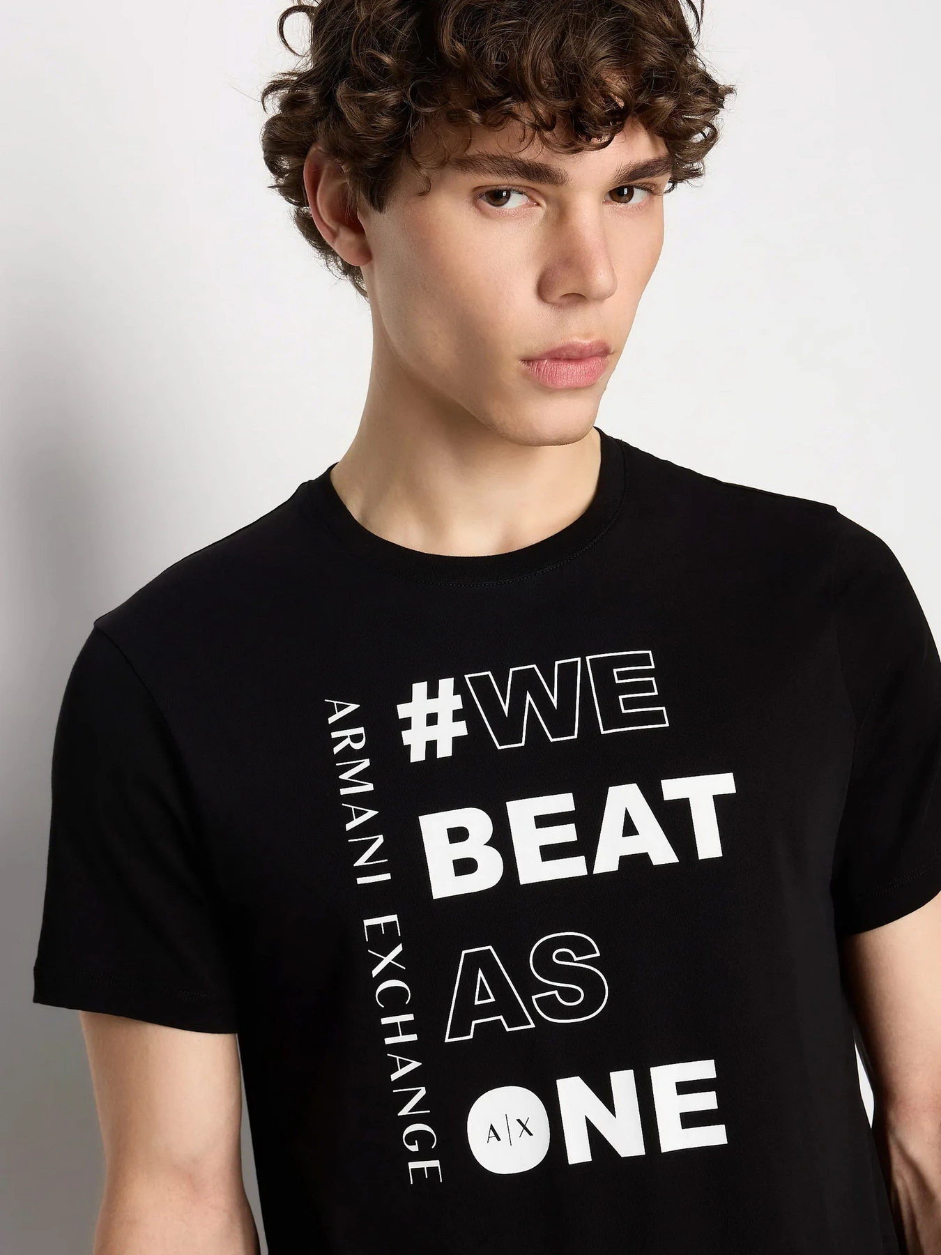 Футболки и поло Armani Exchange We beats as one модель 6RZTHD-ZJ8EZ-1200 Футболки и поло Armani Exchange We beats as one модель 6RZTHD-ZJ8EZ-1200 Фото