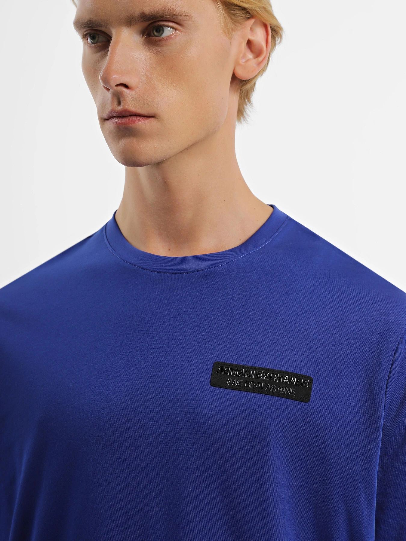 Футболки и поло Armani Exchange We beats as one модель 6RZTHJ-ZJ8EZ-15AE Футболки и поло Armani Exchange We beats as one модель 6RZTHJ-ZJ8EZ-15AE Фото