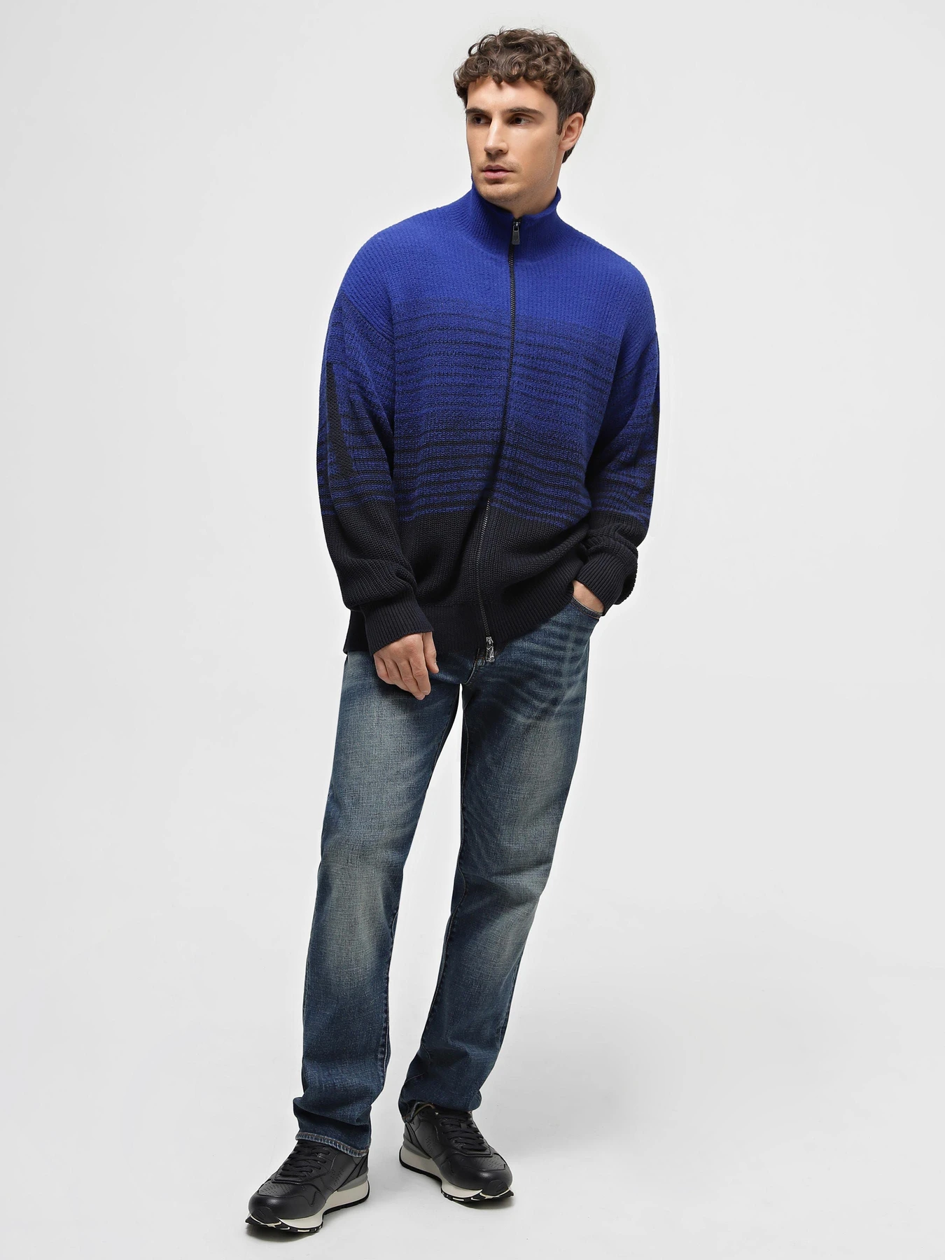 Джинсы Armani Exchange J16 модель 6RZJ16-Z19CZ-1500 Джинсы Armani Exchange J16 модель 6RZJ16-Z19CZ-1500 Фото