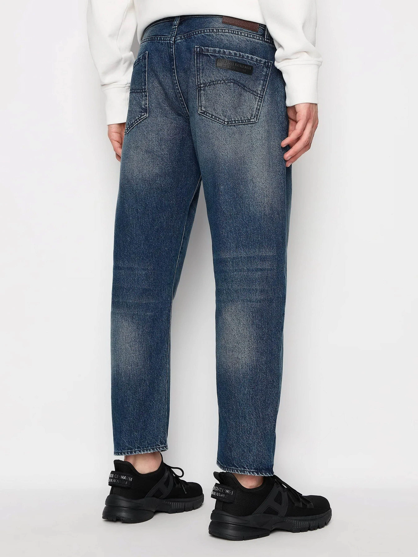 Джинсы Armani Exchange J71 модель 6RZJ71-Z18JZ-1500 Джинсы Armani Exchange J71 модель 6RZJ71-Z18JZ-1500 Фото