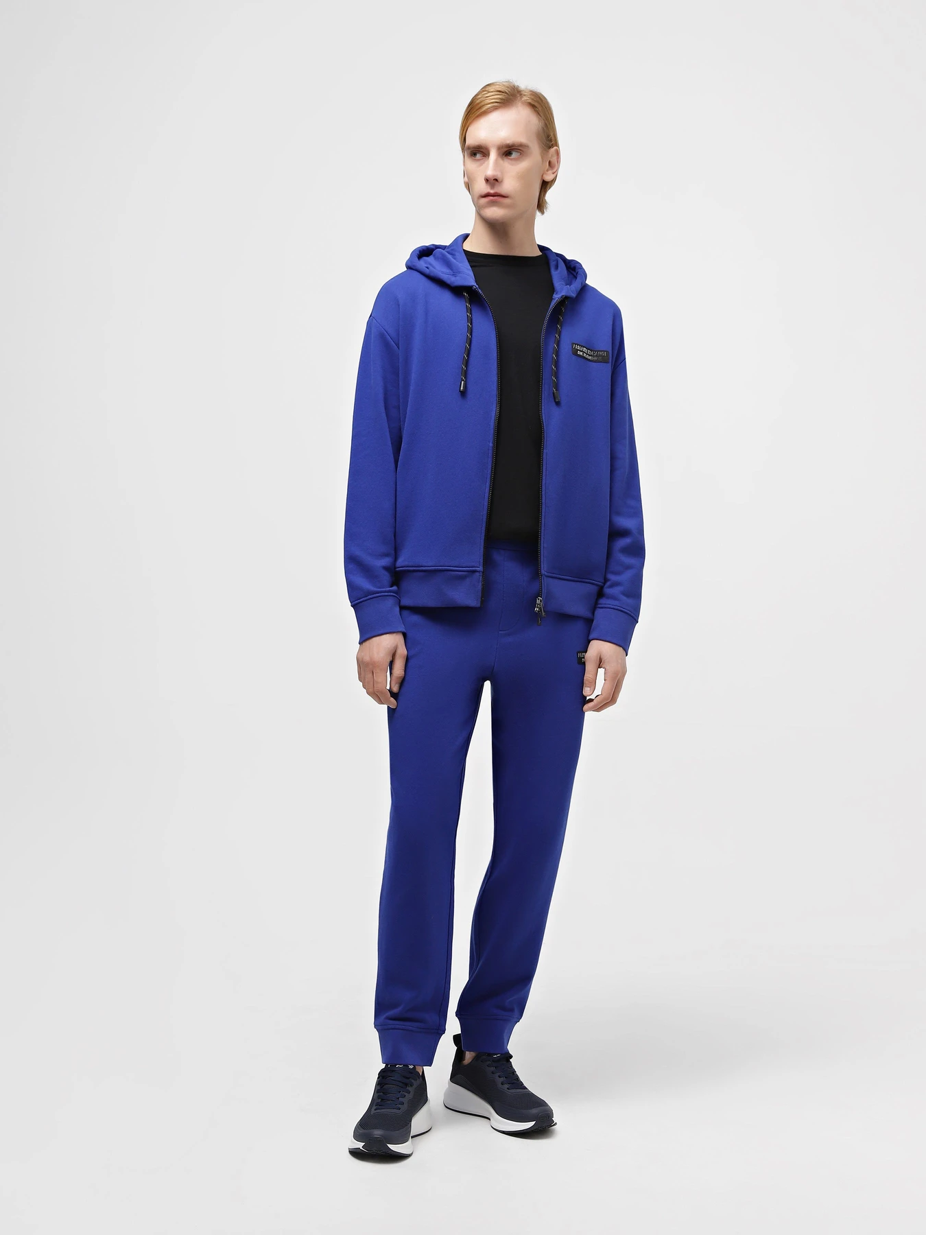 Худі та світшоти Armani Exchange модель 6RZMHE-ZJDGZ-15AE Худі та світшоти Armani Exchange модель 6RZMHE-ZJDGZ-15AE Фото