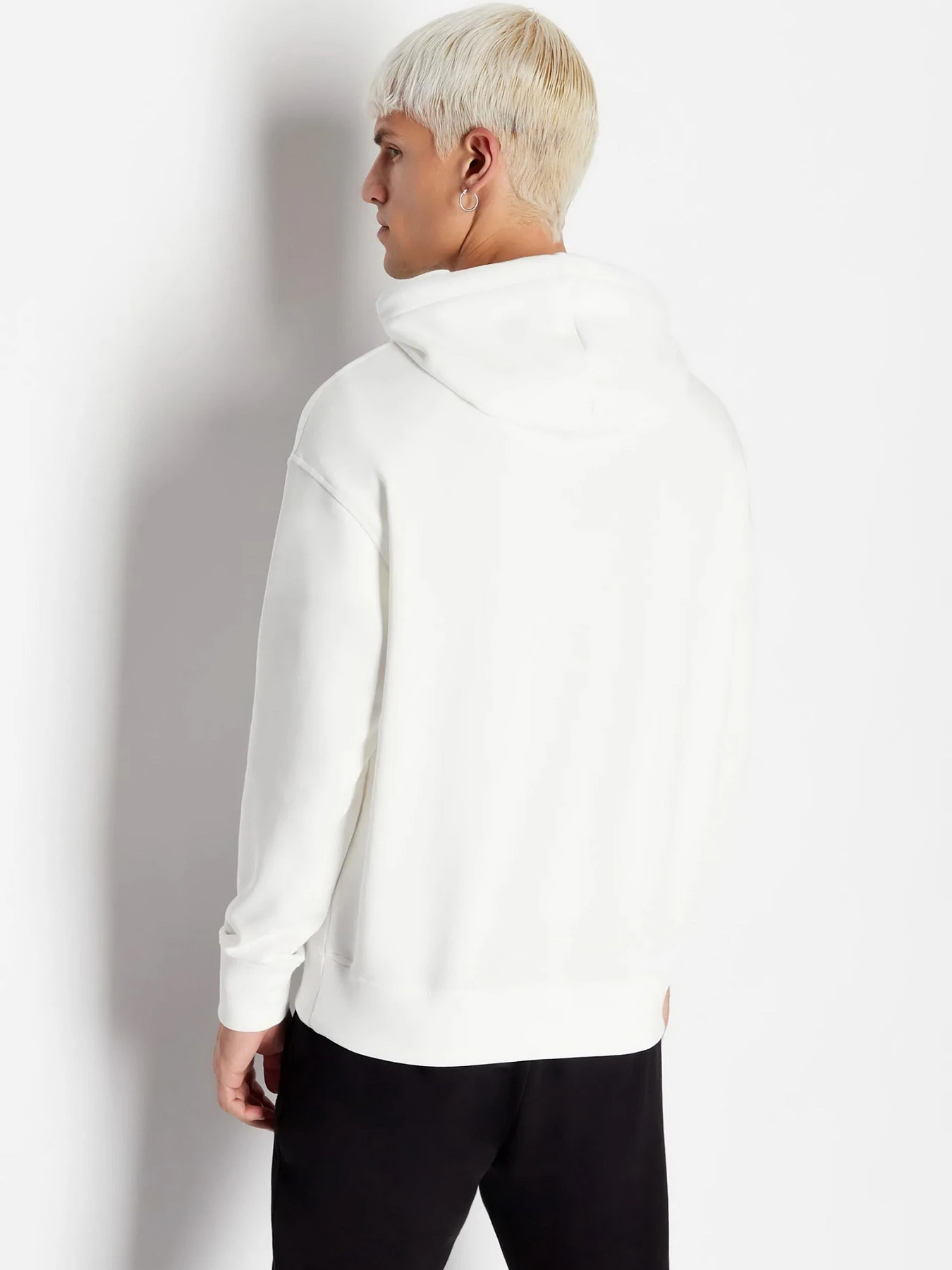 Худі та світшоти Armani Exchange модель 6RZMHF-ZJDGZ-1116 Худі та світшоти Armani Exchange модель 6RZMHF-ZJDGZ-1116 Фото