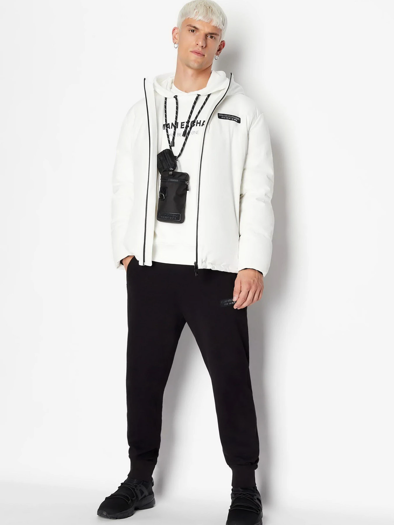 Худі та світшоти Armani Exchange модель 6RZMHF-ZJDGZ-1116 Худі та світшоти Armani Exchange модель 6RZMHF-ZJDGZ-1116 Фото