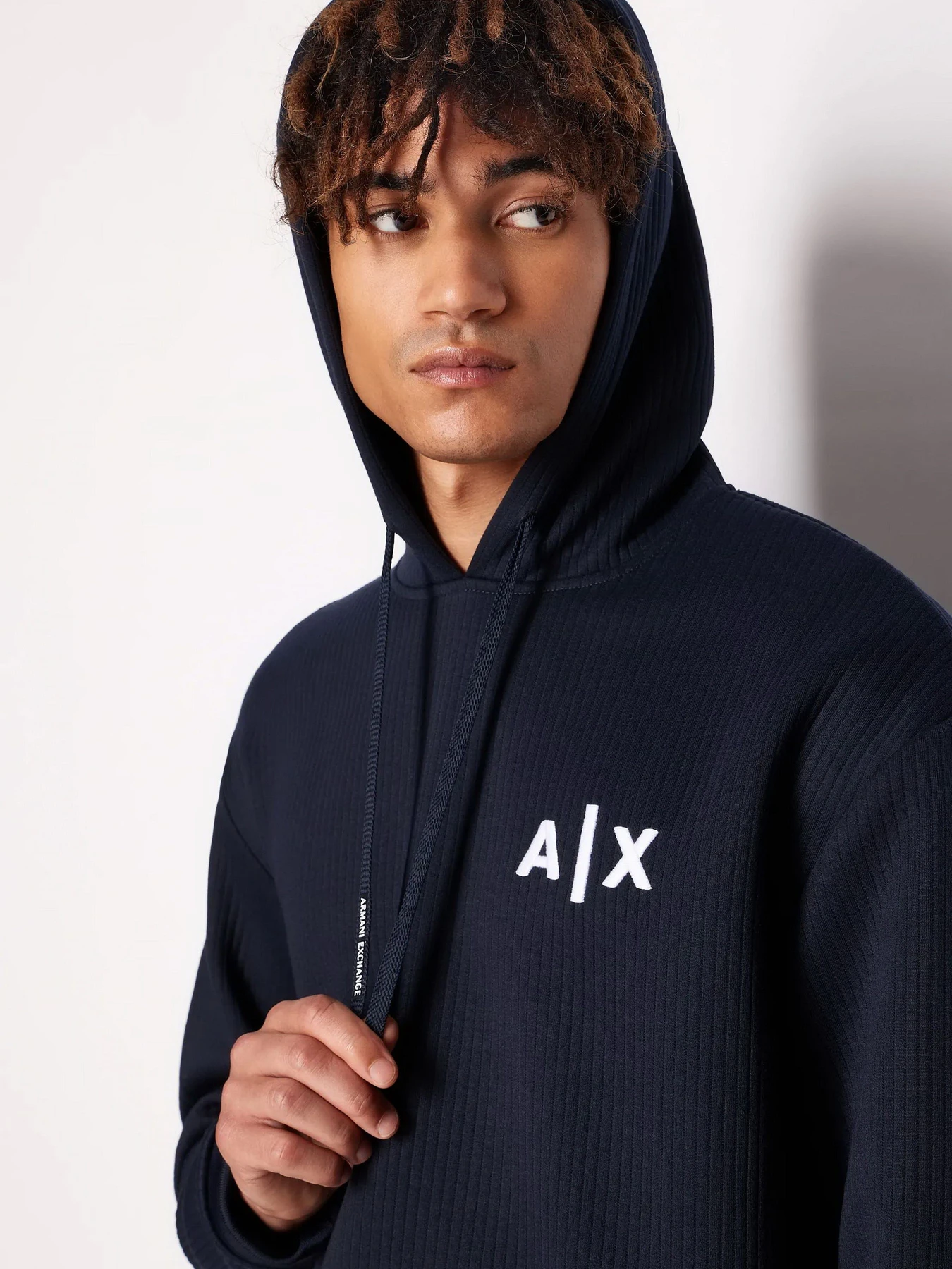 Худи и свитшоты Armani Exchange модель 6RZMJA-ZJDNZ-1510 Худи и свитшоты Armani Exchange модель 6RZMJA-ZJDNZ-1510 Фото
