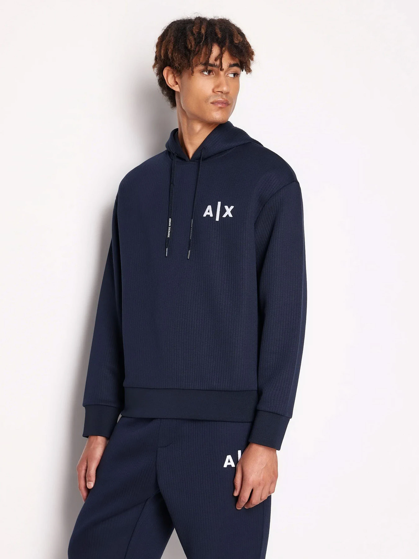Худи и свитшоты Armani Exchange модель 6RZMJA-ZJDNZ-1510 Худи и свитшоты Armani Exchange модель 6RZMJA-ZJDNZ-1510 Фото
