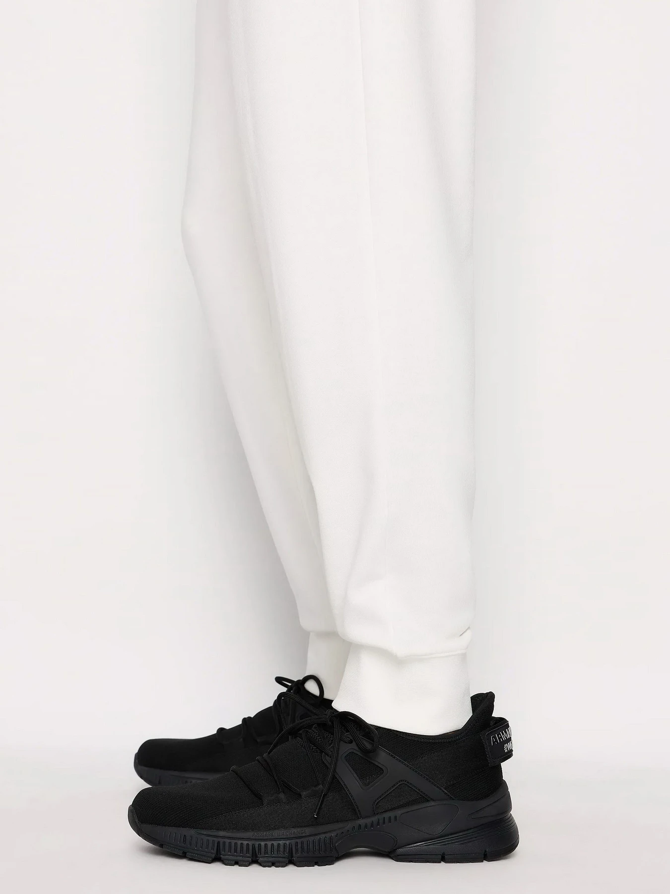 Брюки Armani Exchange модель 6RZPHE-ZJDGZ-1116 Фото