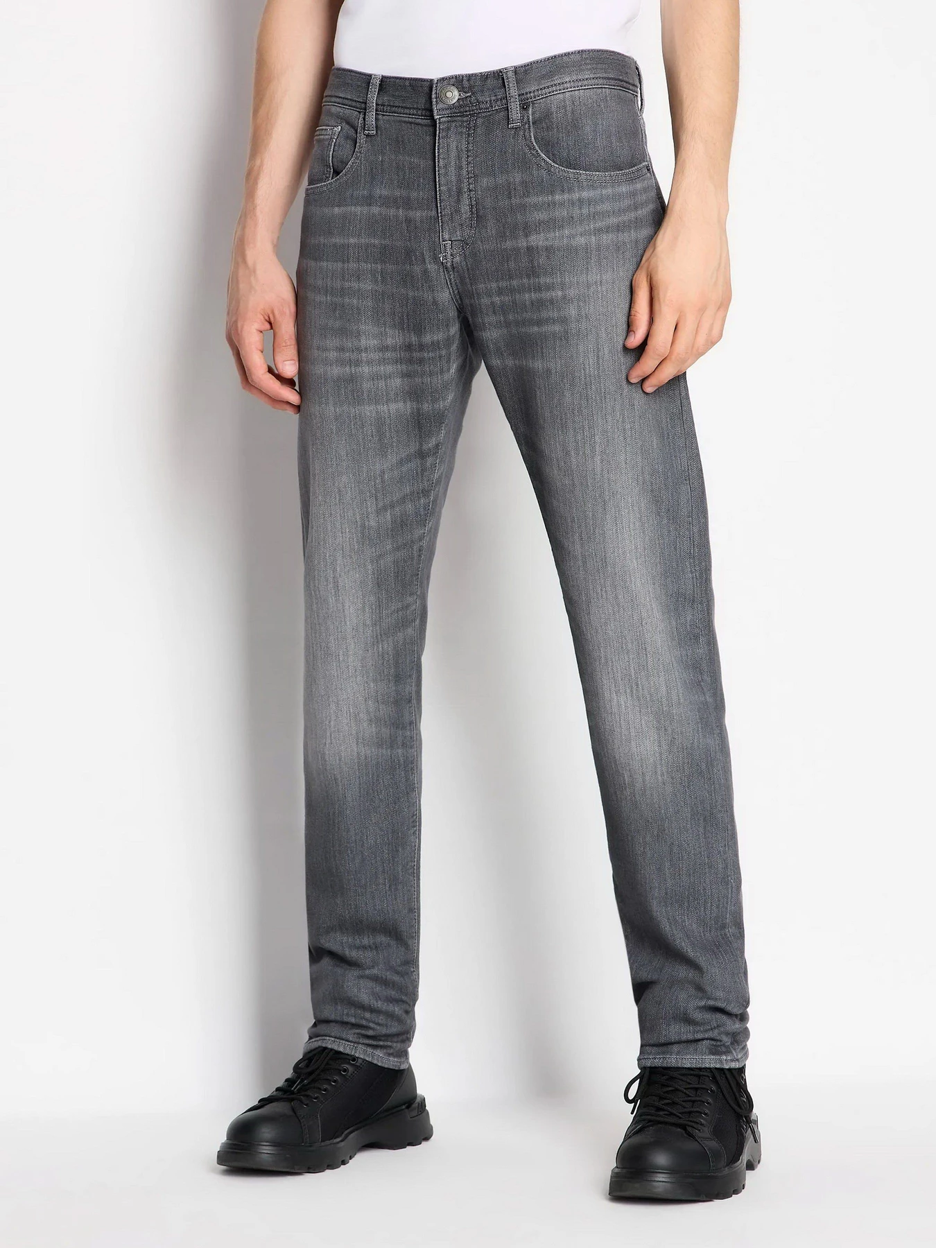 Джинси Armani Exchange J13 модель 6RZJ13-Z2TTZ-0903 Джинси Armani Exchange J13 модель 6RZJ13-Z2TTZ-0903 Фото