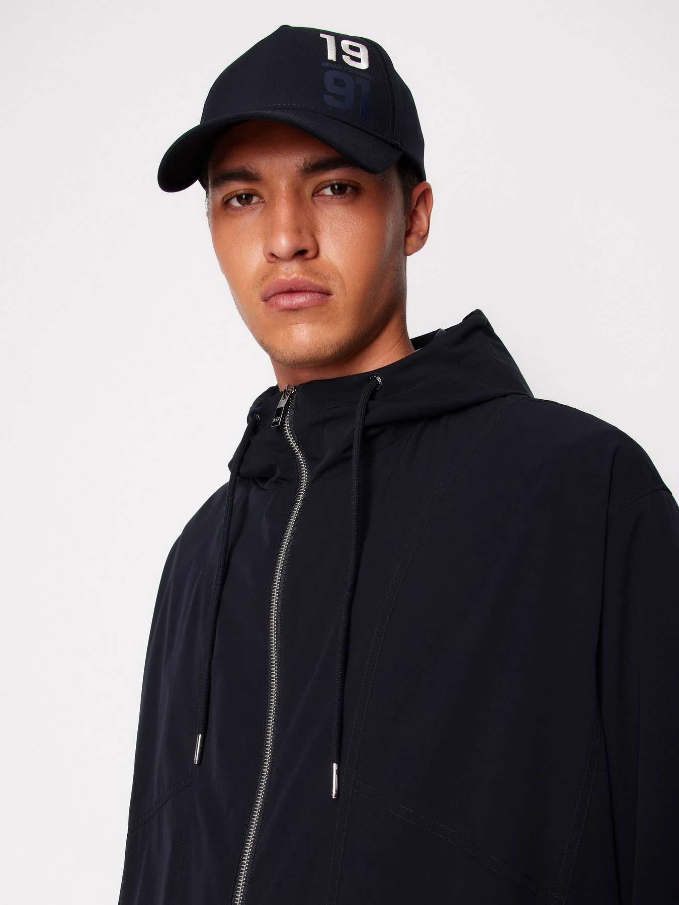 Куртки та дублянки Armani Exchange модель 3DZBL9-ZN3FZ-1583 Куртки та дублянки Armani Exchange модель 3DZBL9-ZN3FZ-1583 Фото