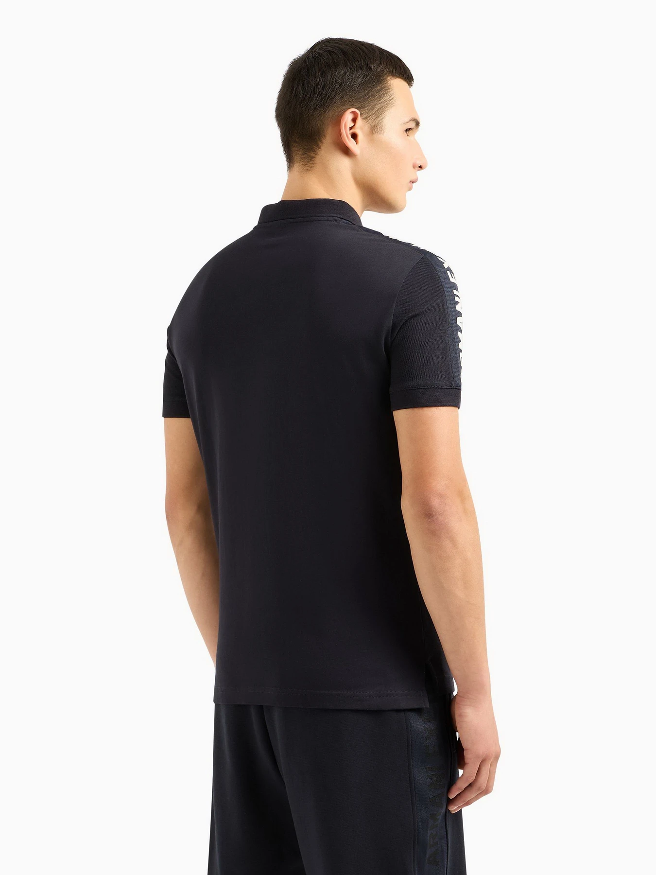 Футболки і поло Armani Exchange модель 3DZFLA-ZJM5Z-1583 Футболки і поло Armani Exchange модель 3DZFLA-ZJM5Z-1583 Фото