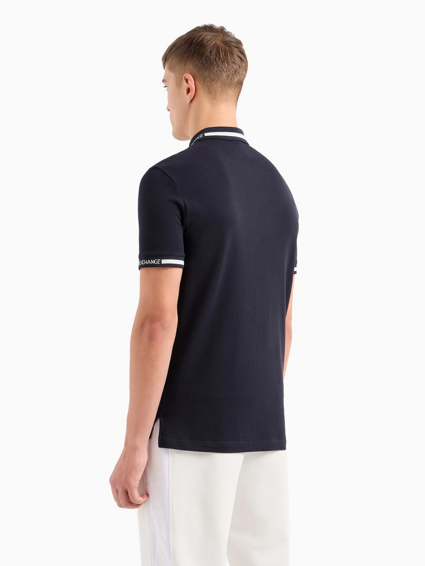 Футболки і поло Armani Exchange модель 3DZFLH-ZJM5Z-1583 Футболки і поло Armani Exchange модель 3DZFLH-ZJM5Z-1583 Фото